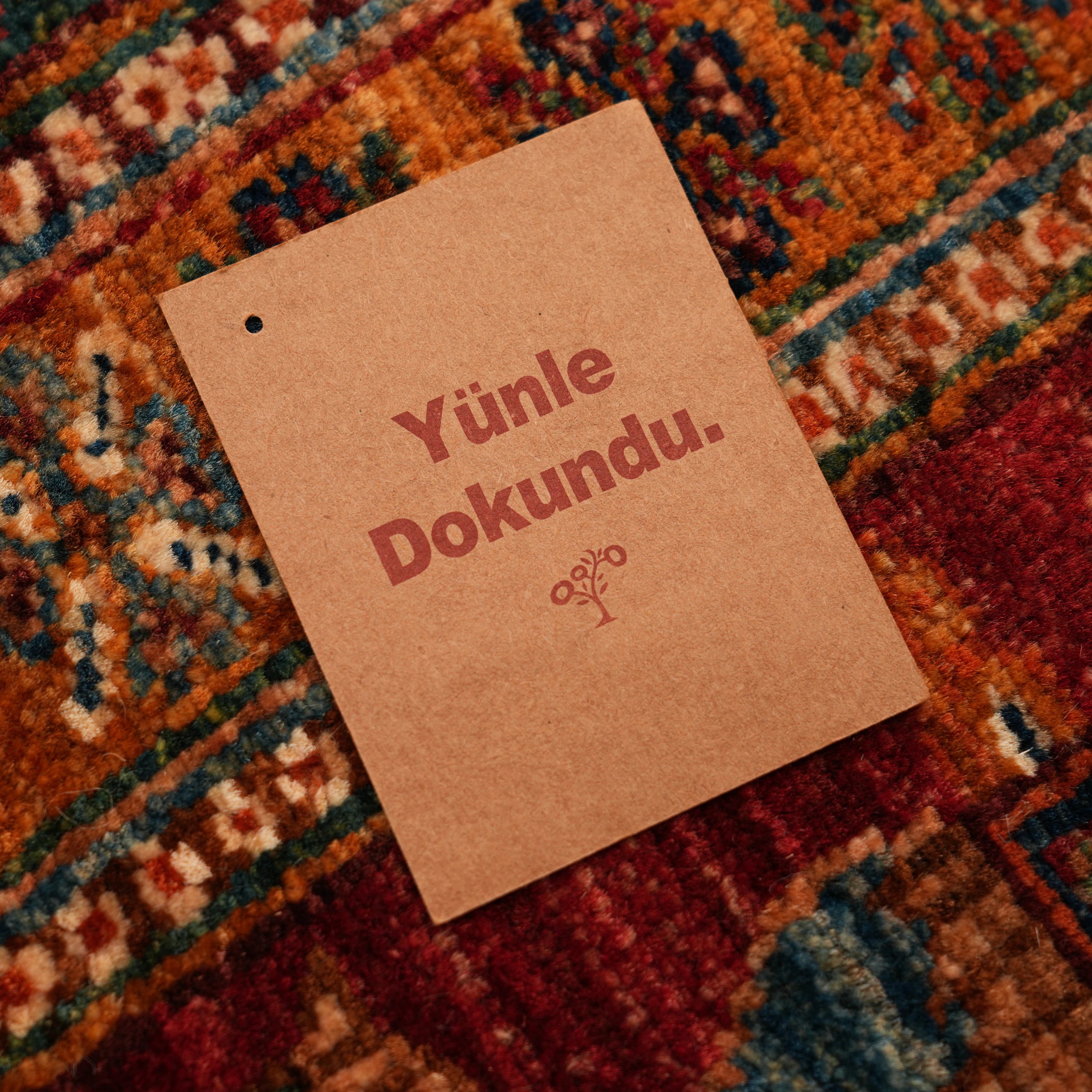 Şahzade Serisi El Dokuma Pazırık Desenli Rengarenk Yün Halı