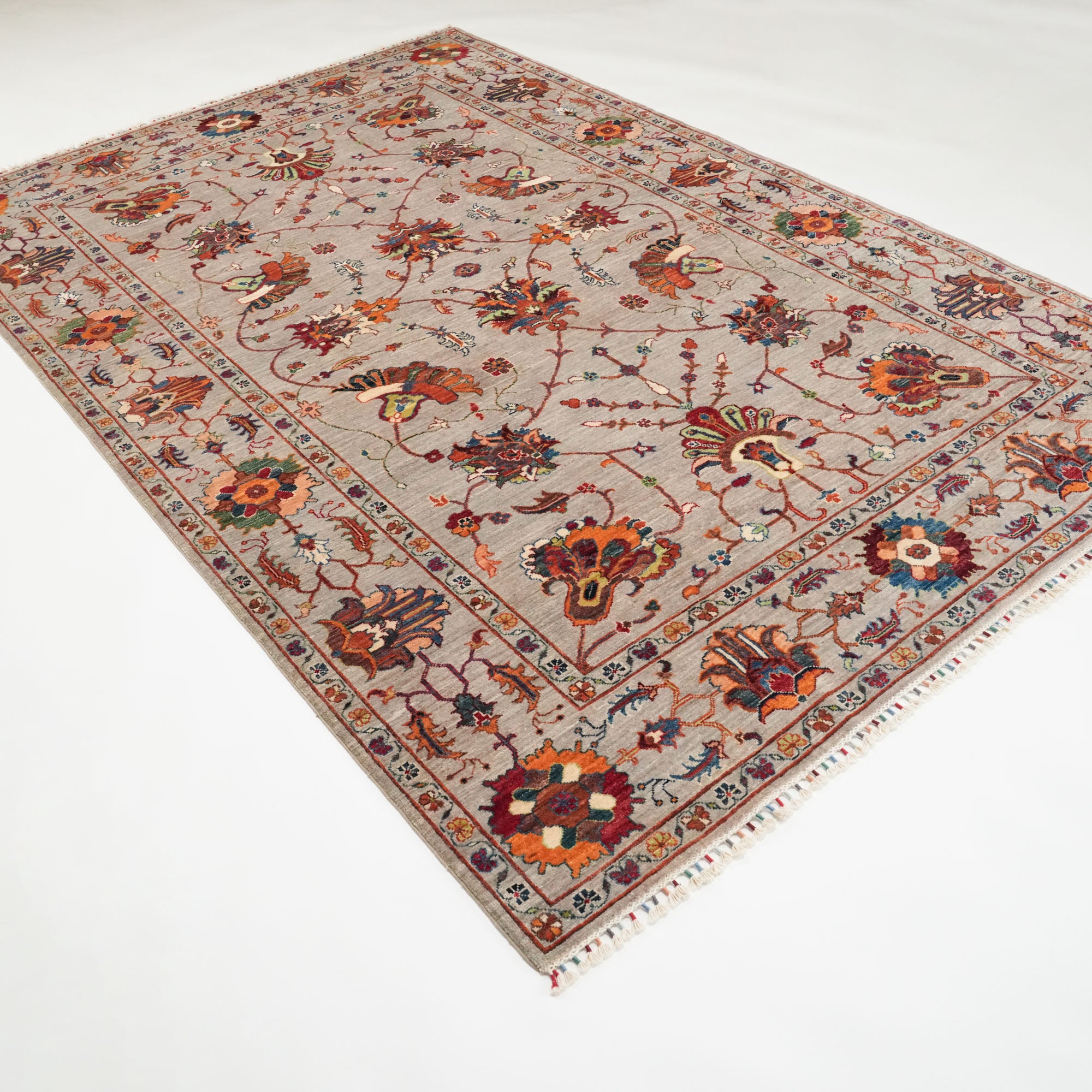 Şahzade Series Handwoven Uşak Patterned Gray Rug