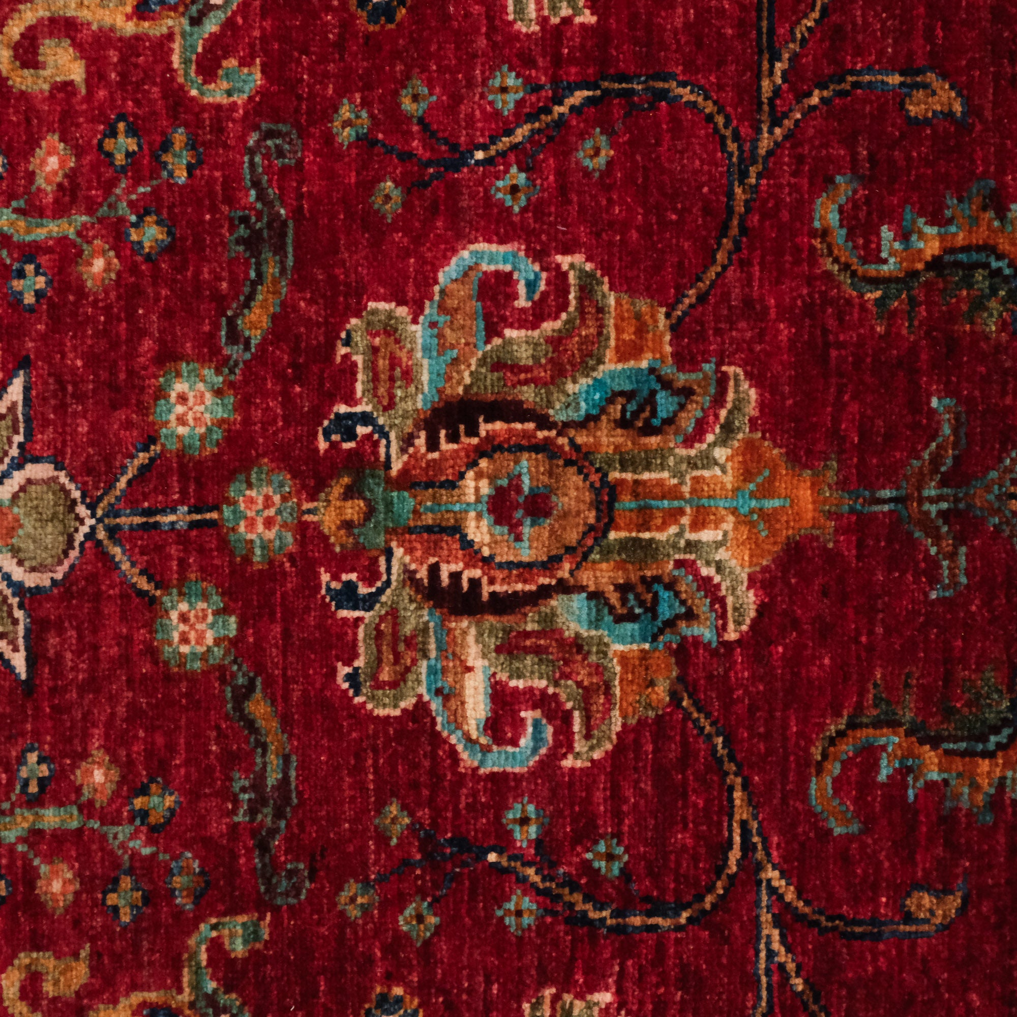 Şahzade Series Hand-Woven Uşak Patterned Red Carpet