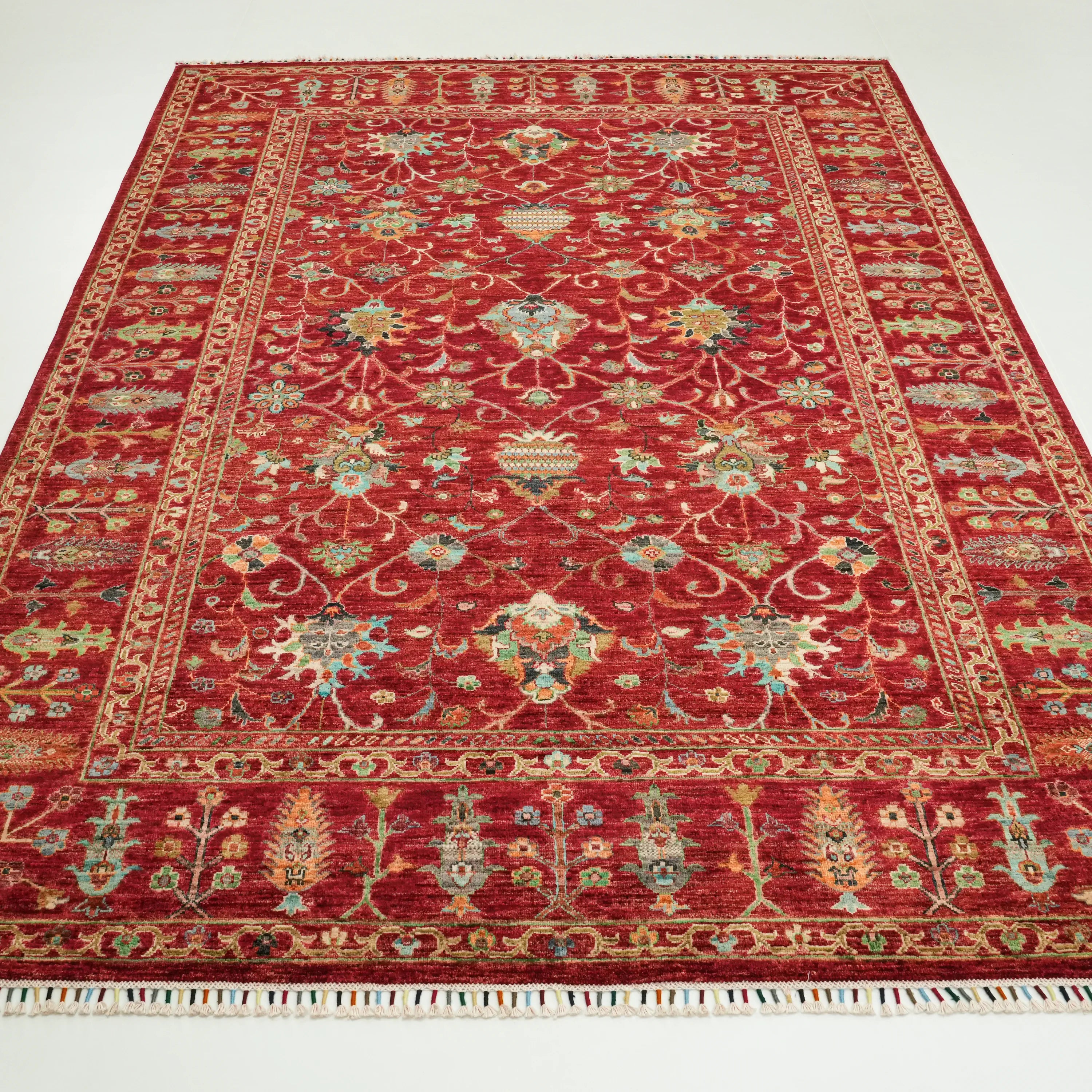 Şahzade Serisi El Dokuma Uşak Desenli Kırmızı Yün Halı