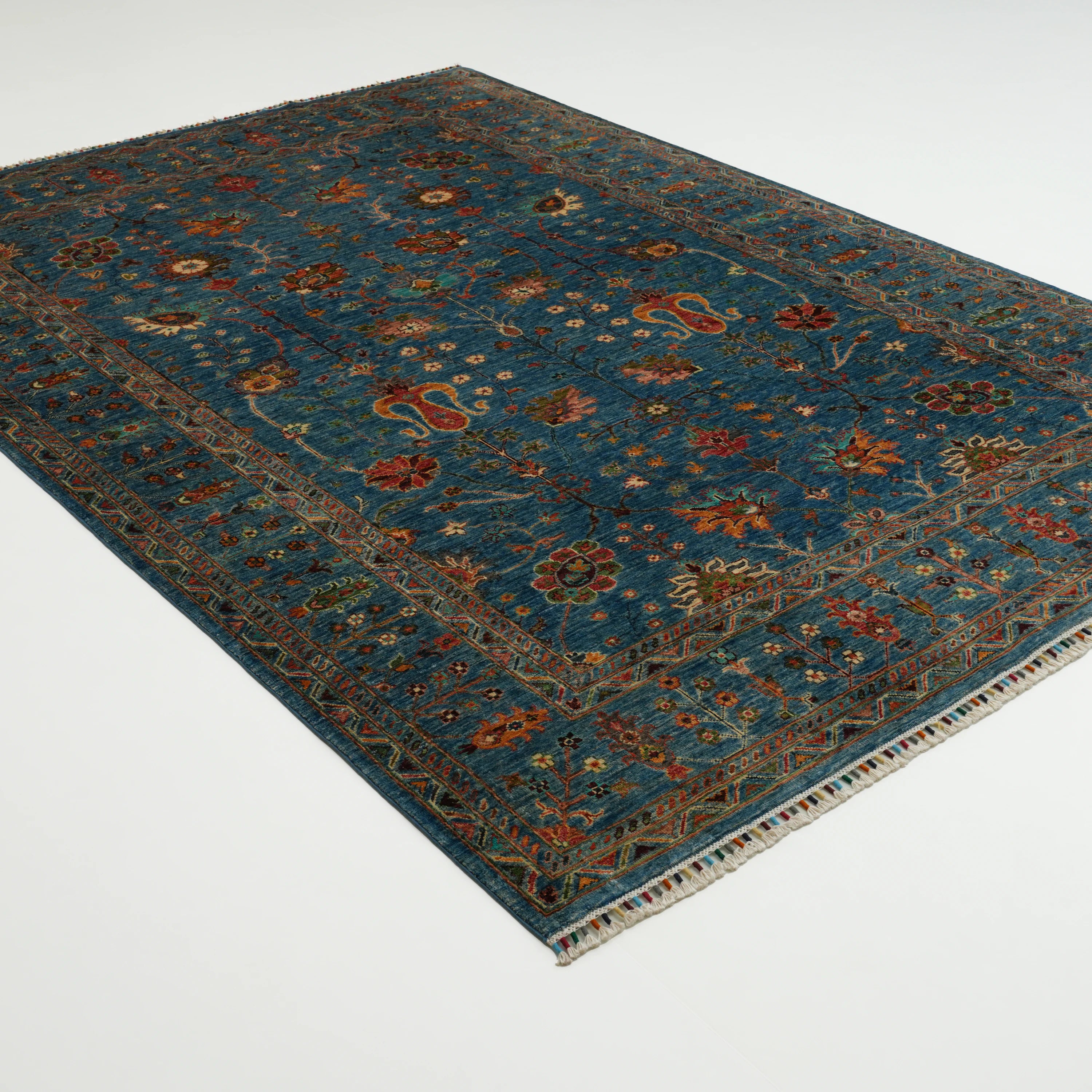 Şahzade Serisi El Dokuma Uşak Desenli Mavi Yün Halı