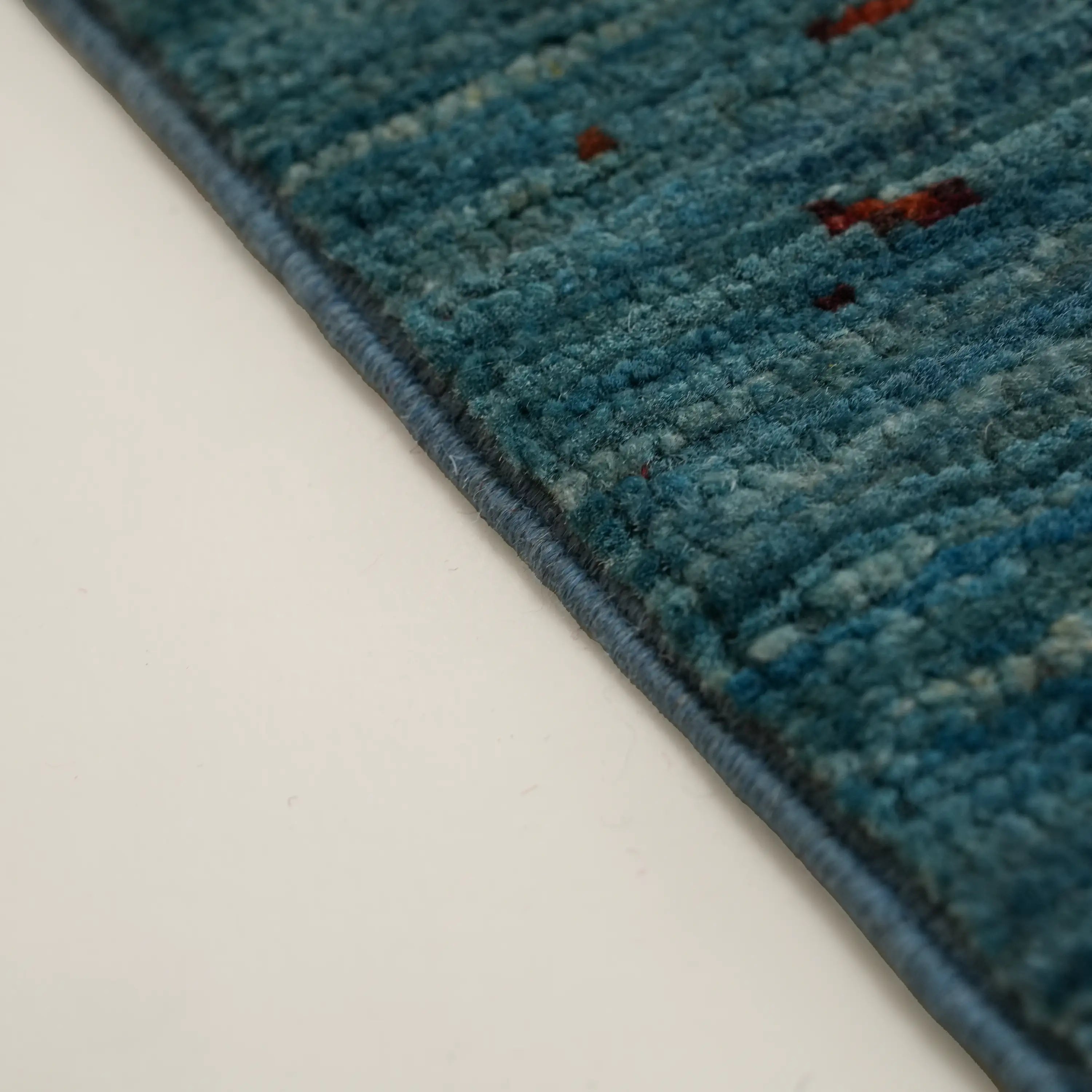 Şahzade Serisi El Dokuma Uşak Desenli Turkuaz Yün Halı