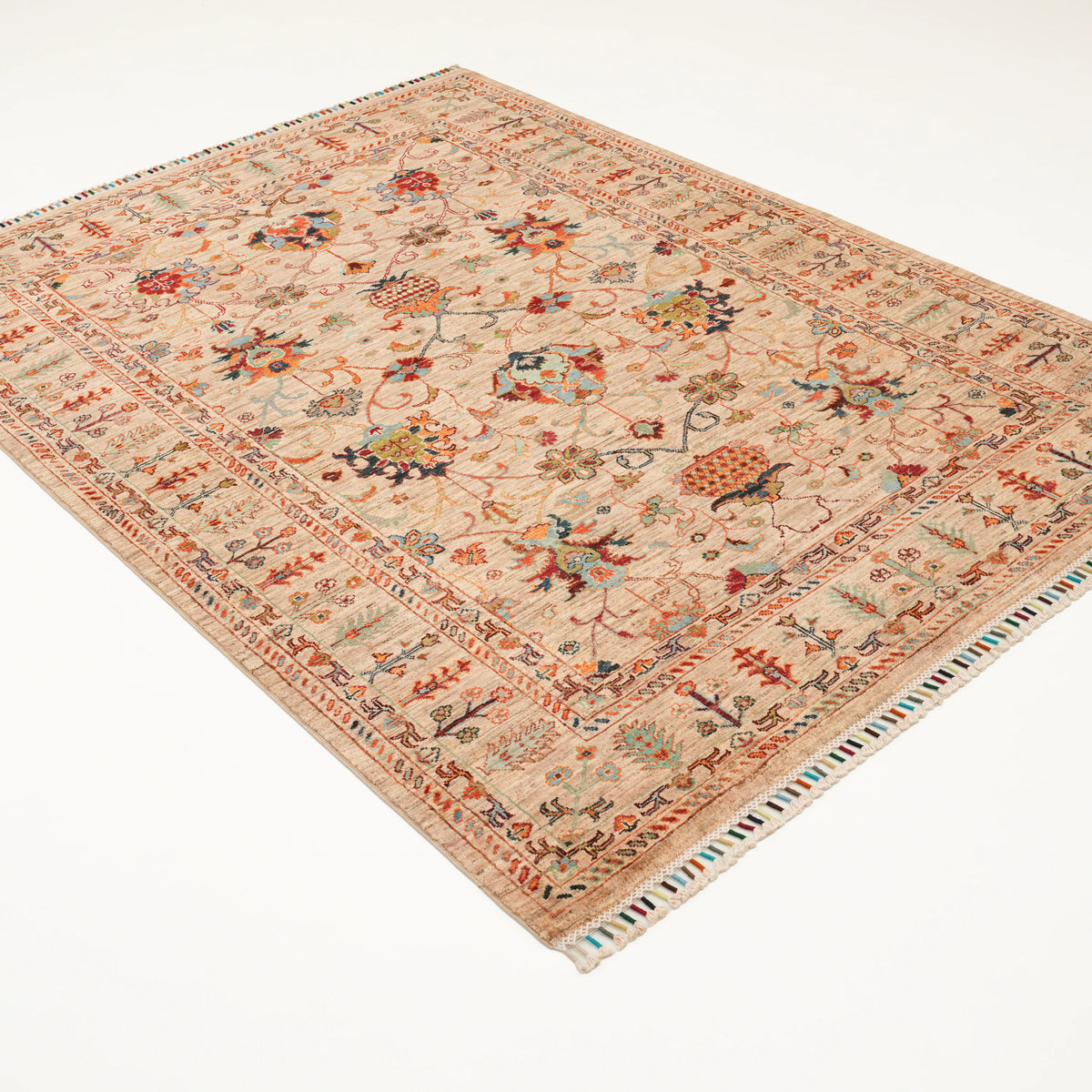 Şahzade Serisi El Dokuma Uşak Desenli Vizon Yün Halı, 172x229 cm — Halıcızade