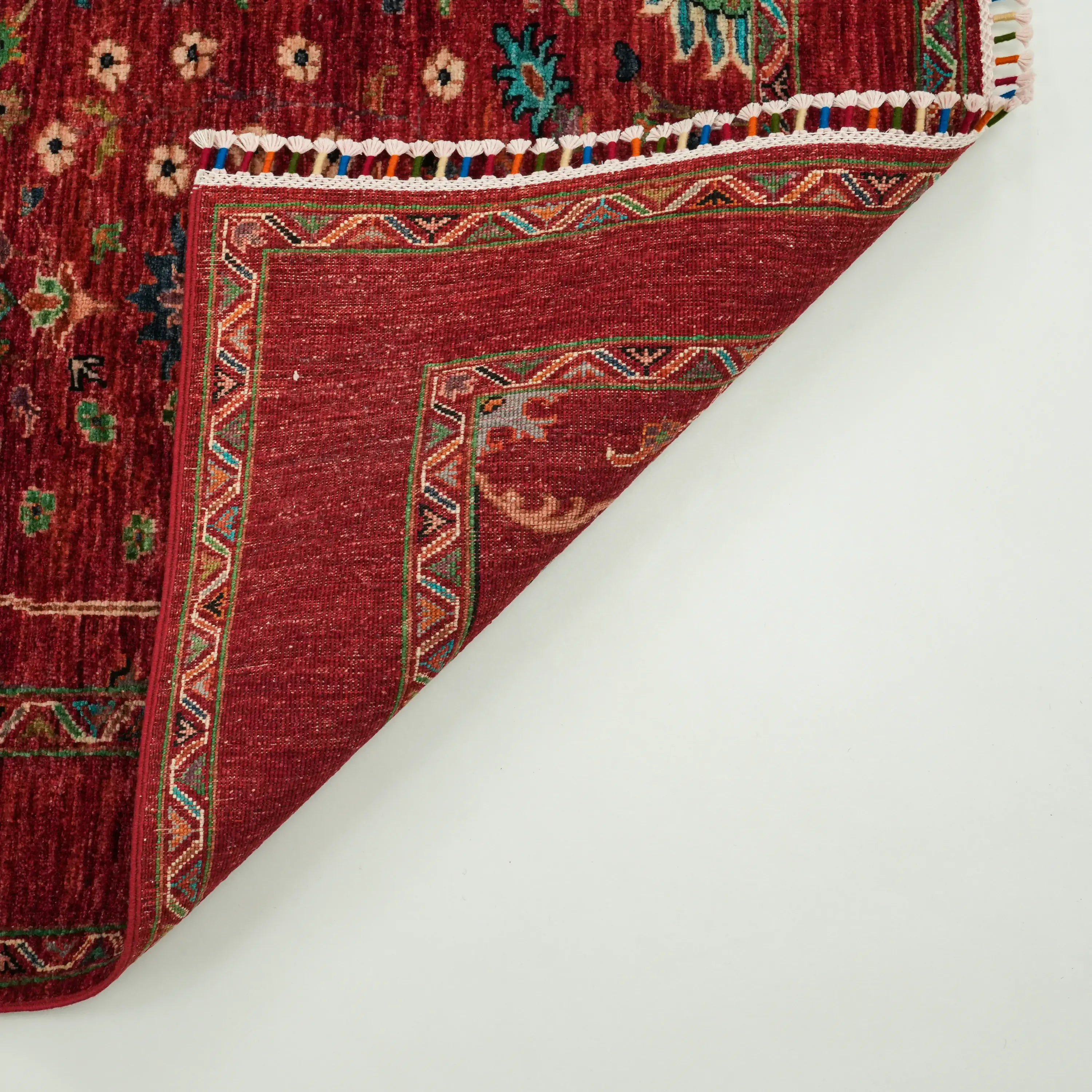 Şahzade Series Handwoven Uşak Pattern Wool Red Classic Rug