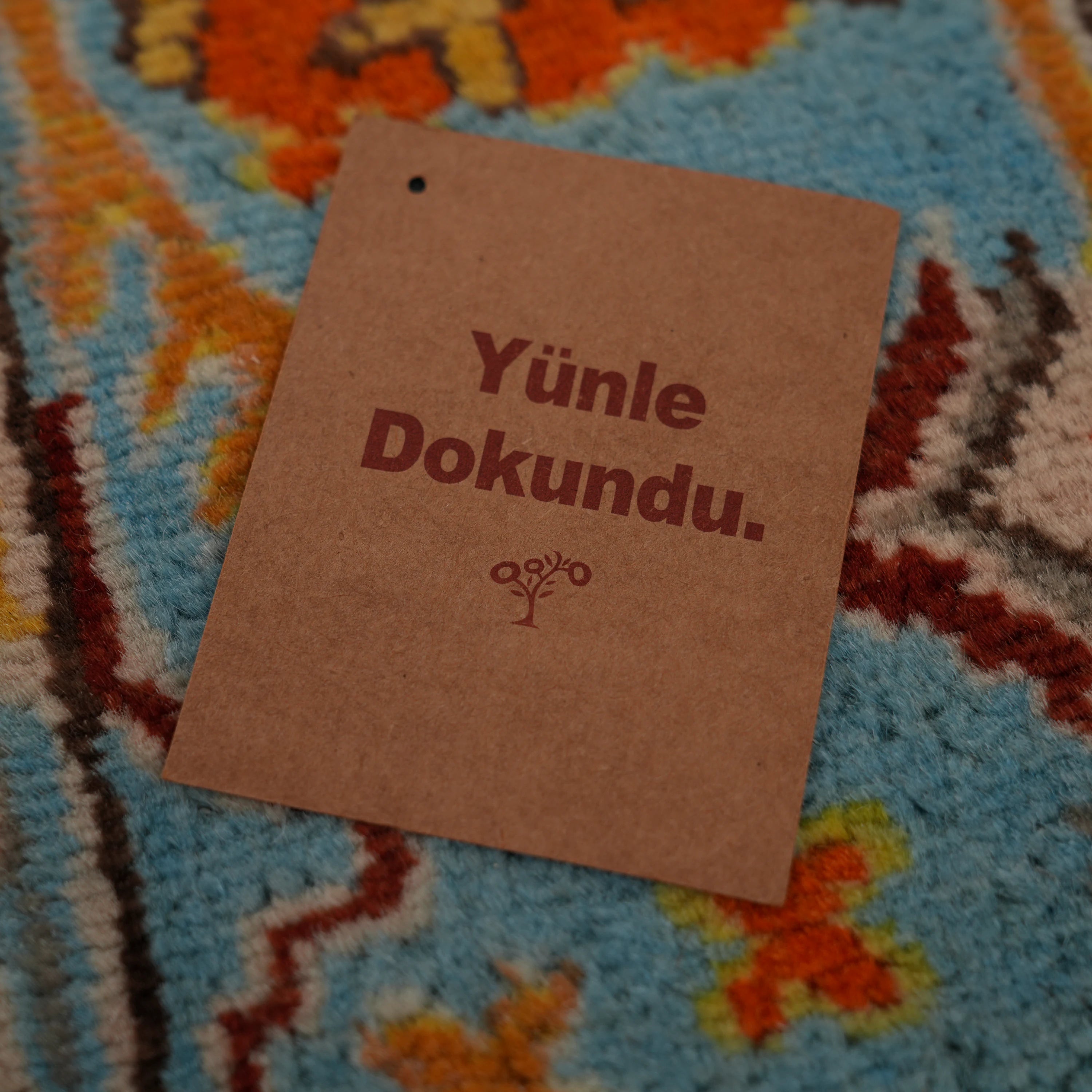 Şahzade Serisi El Dokuma Uşak Desenli Yün Turkuaz Halı