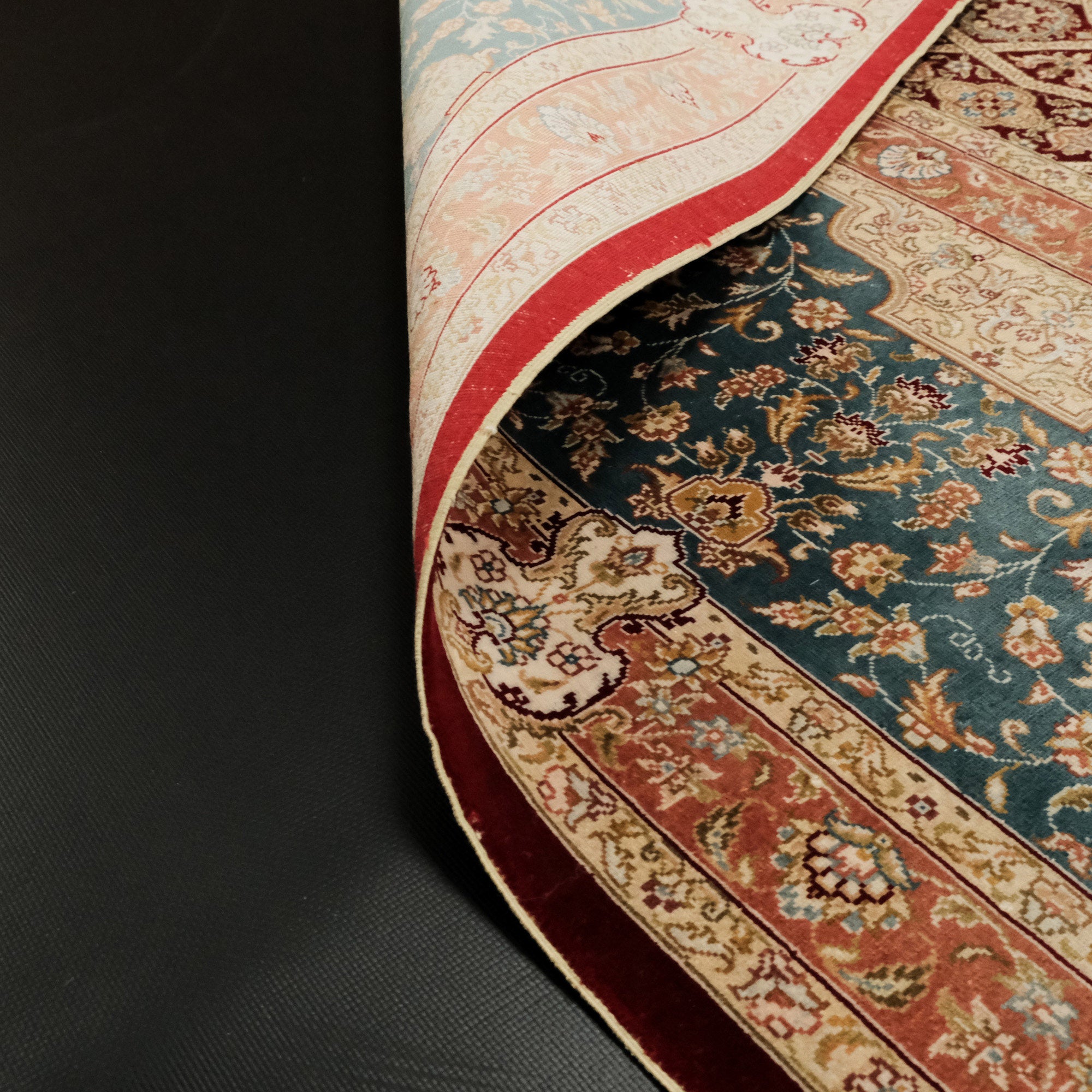 Seljuk Patterned Hand-Woven Burgundy Carpet