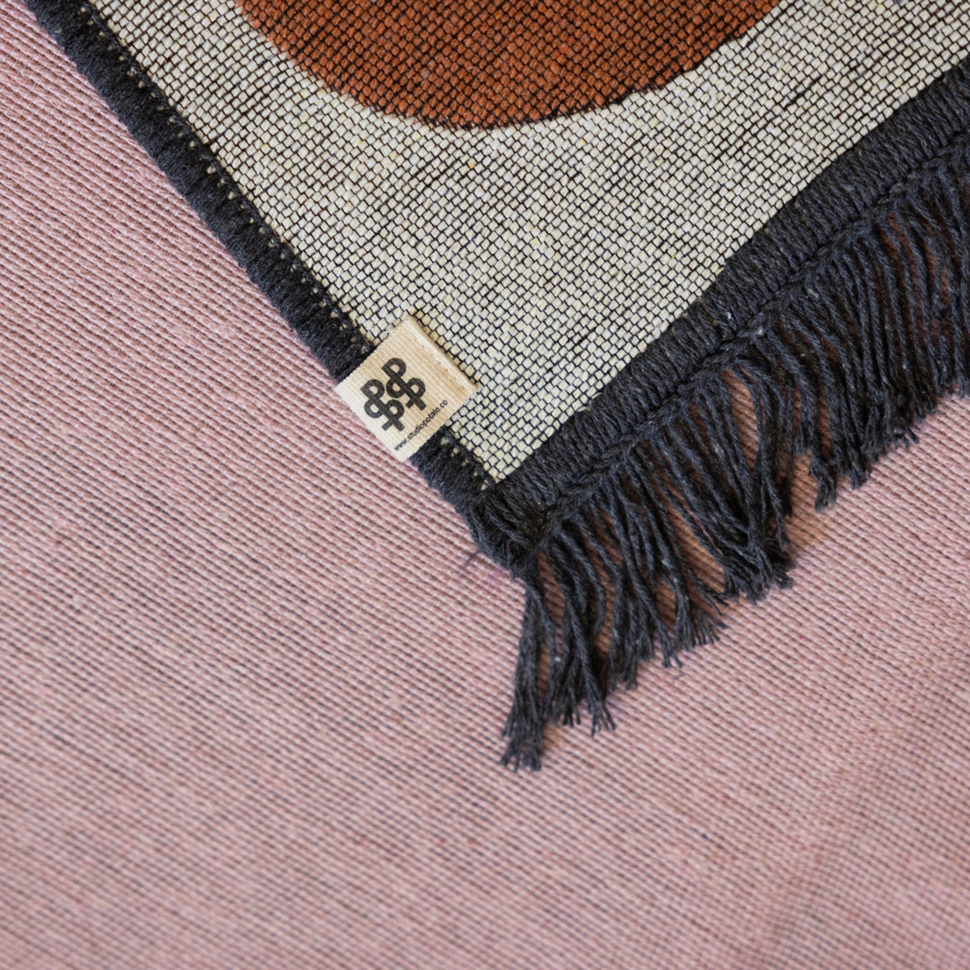 Serene Place Çift Taraflı Pamuk Kilim | Makinede Yıkanabilir Renkli Kilim