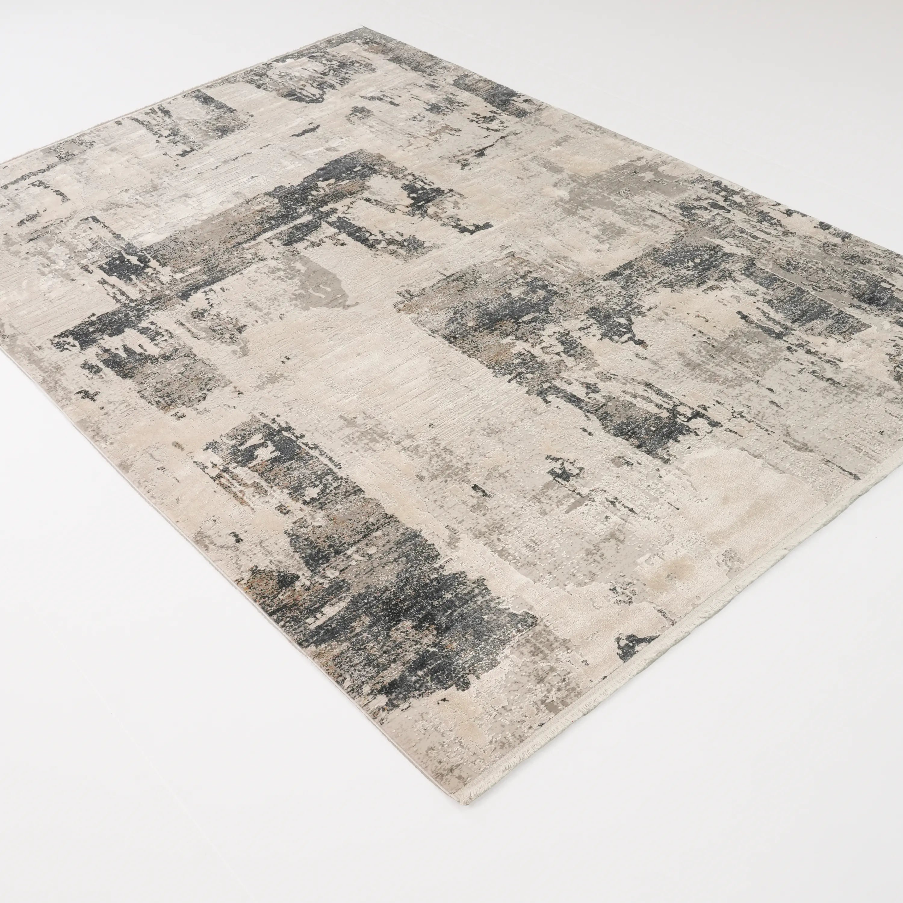 Soyut Desenli Gri Viskon Halı