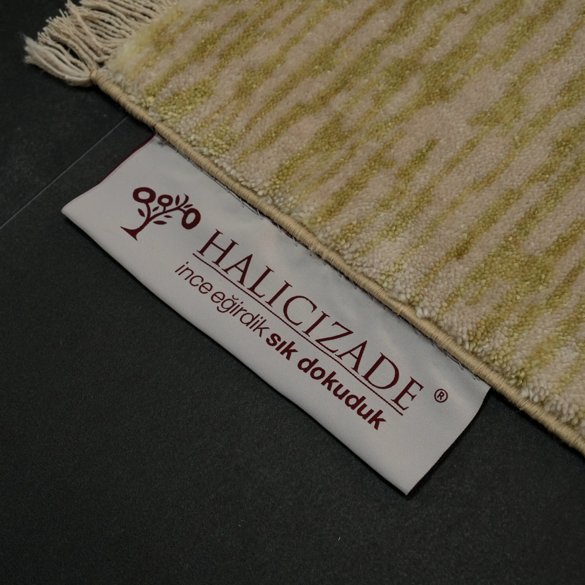 Soyut Desenli Yeşil Tencel Tezgah Dokuma Baş Başa Seccade
