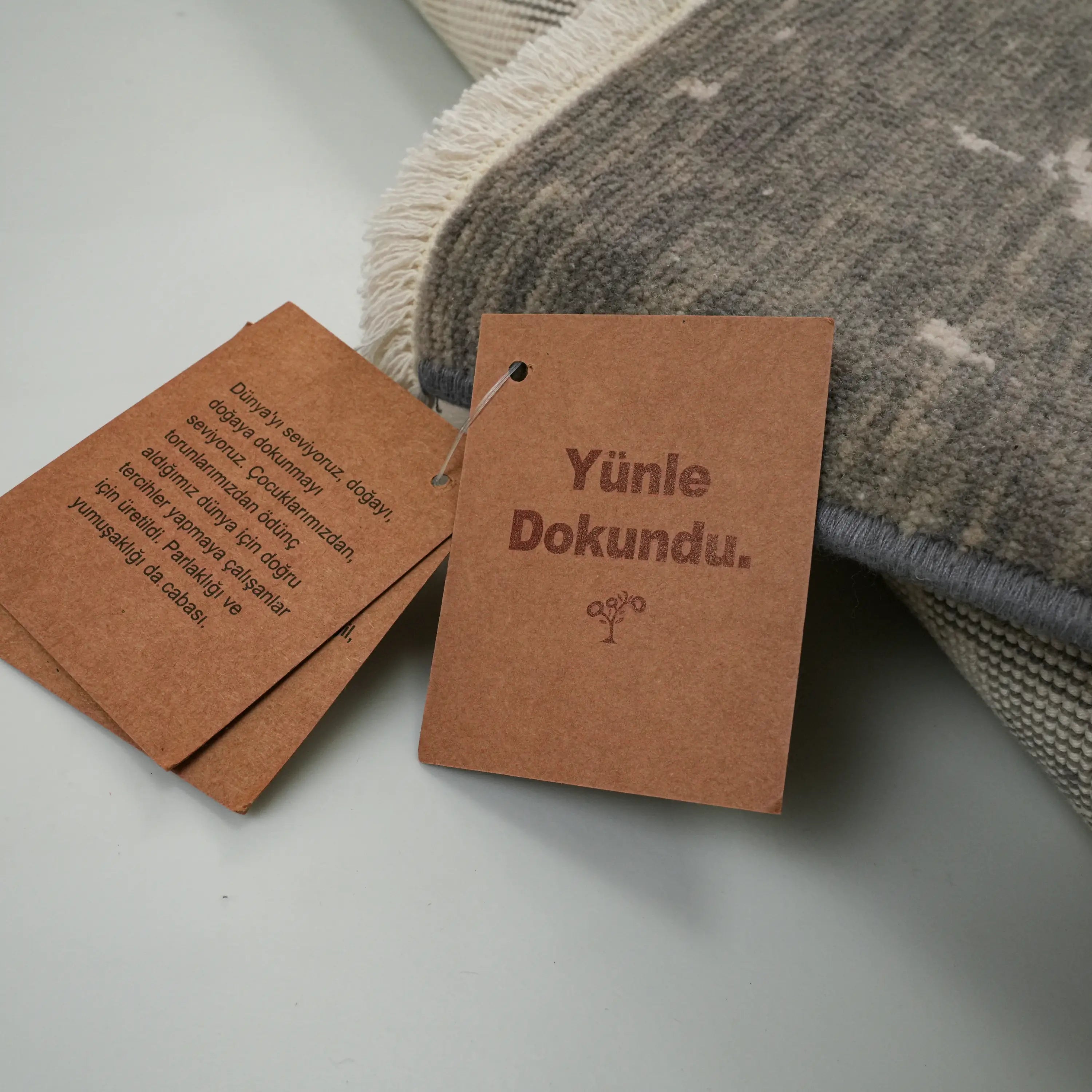 Tempus Series Abstract Patterned Wool Gray Loom Woven Rug