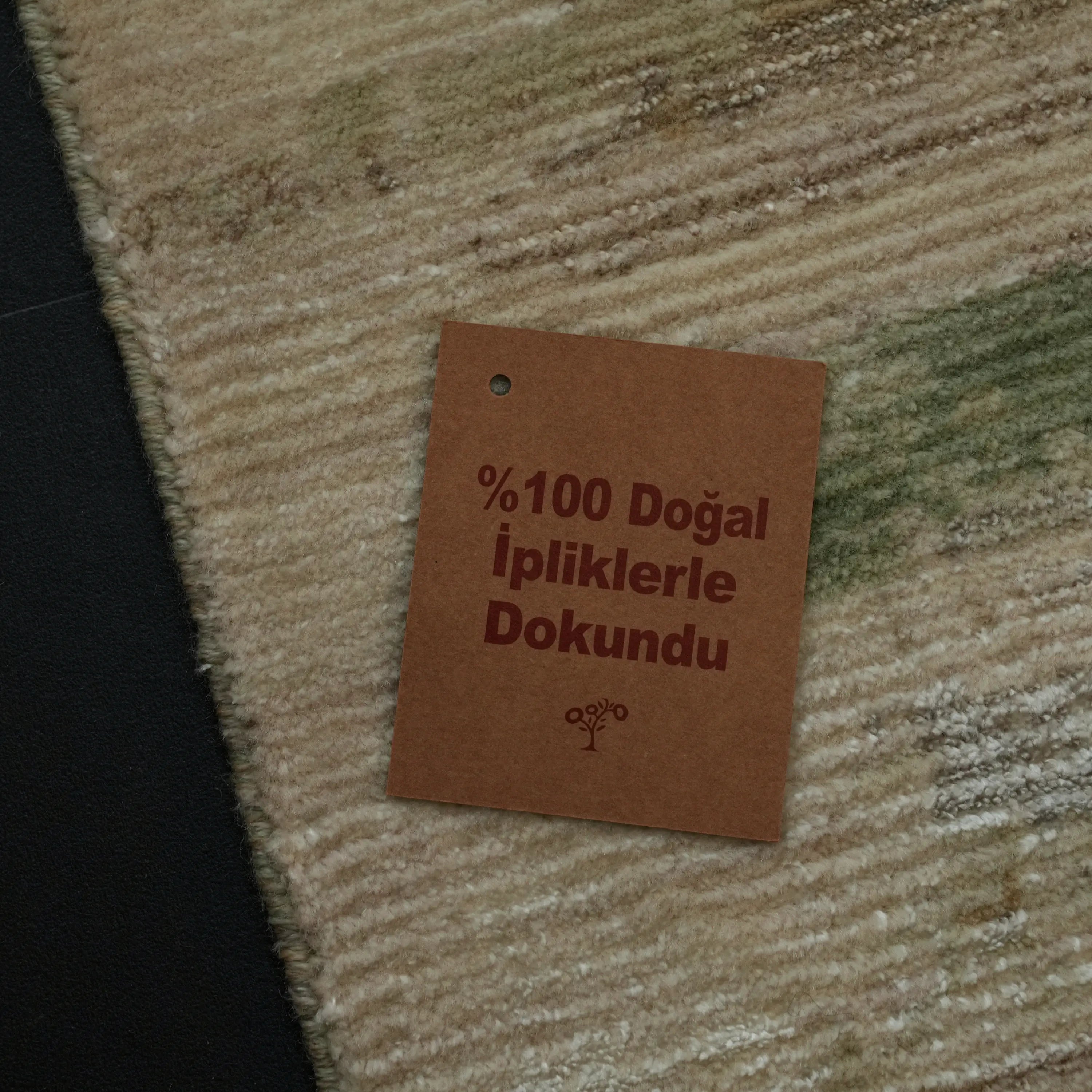 Soyut Desenli Yün Krem Tezgah Dokuma Halı