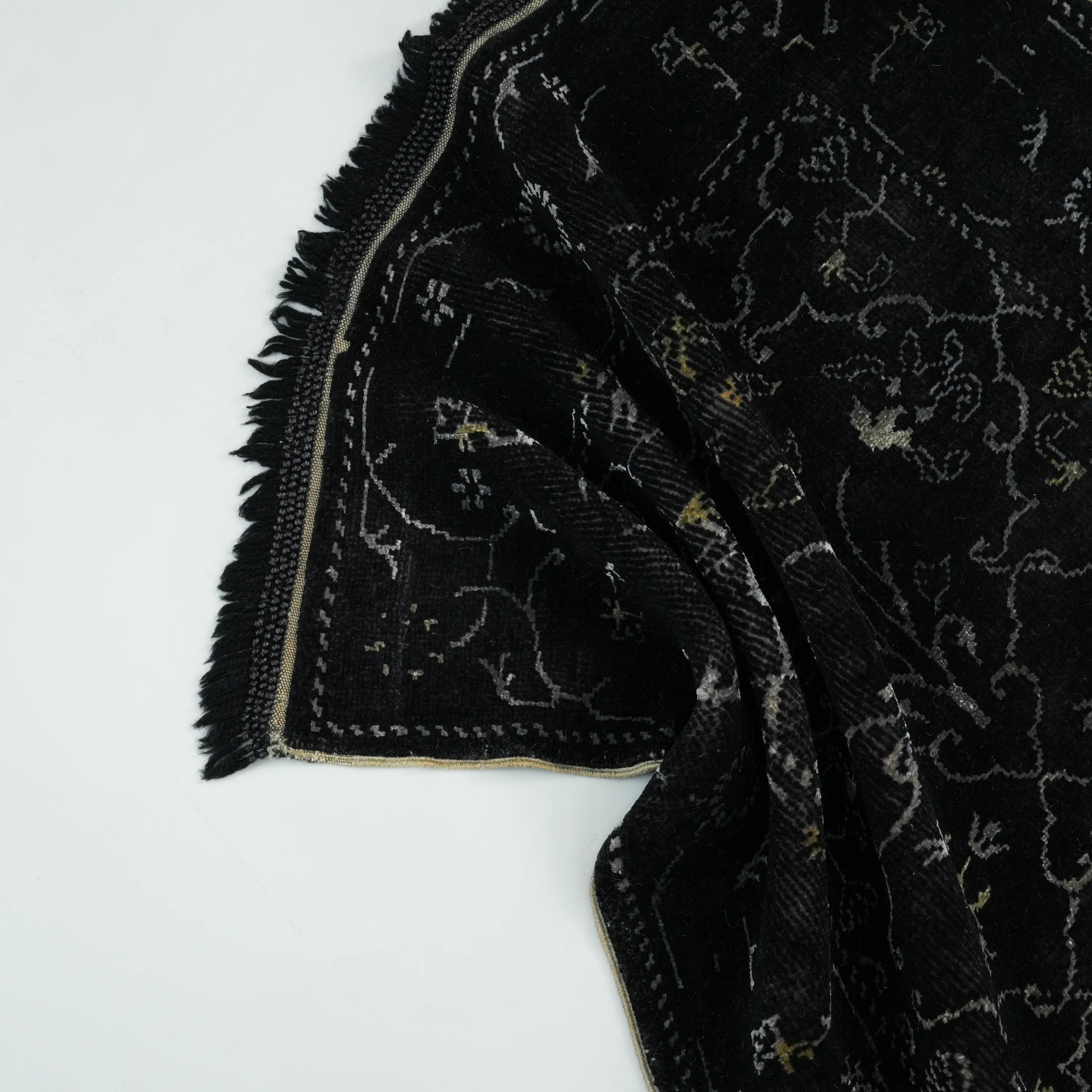 Sultan Series Handwoven Framed Patterned Silk Black Rug