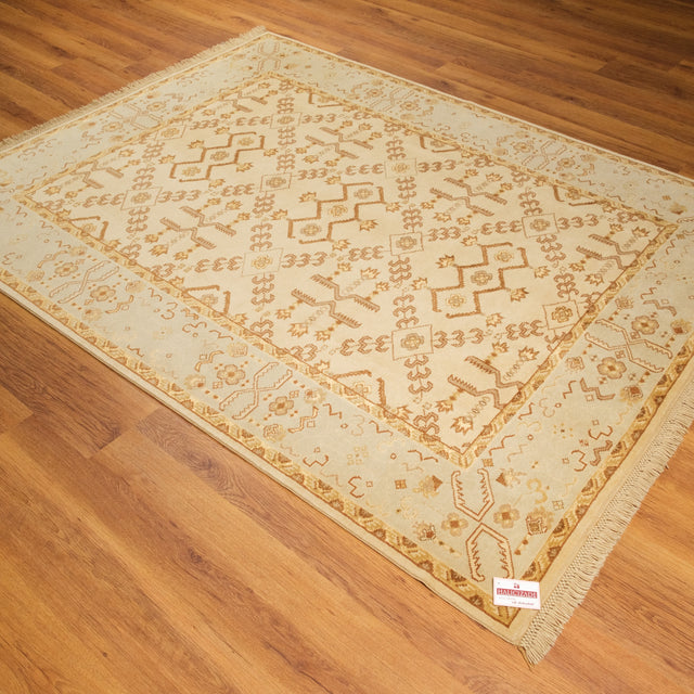 Sultan serisi el dokuma yün halı, krem, 164x211 cm — Halıcızade