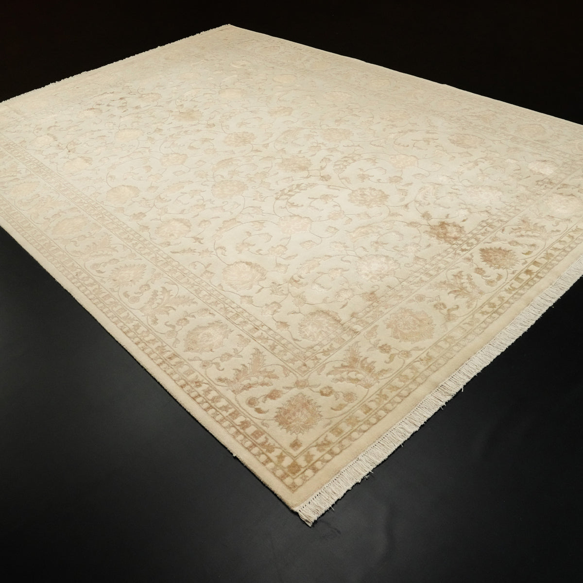 Sultanahmet Serisi El Dokuma Çiçek Desenli Krem Yün Halı, 250x347 cm — Halıcızade