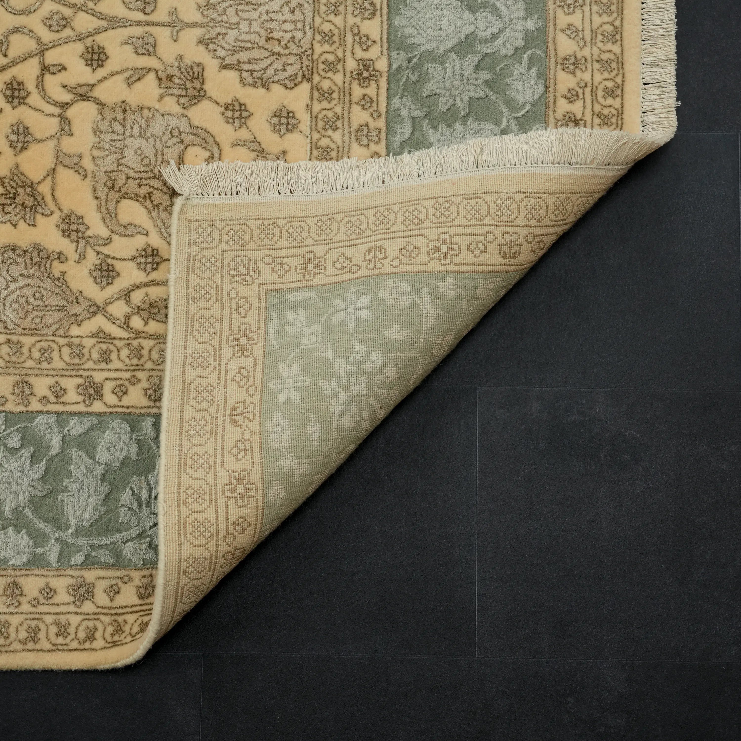 Sultanahmet Series Handwoven Floral Pattern Wool Cream Rug