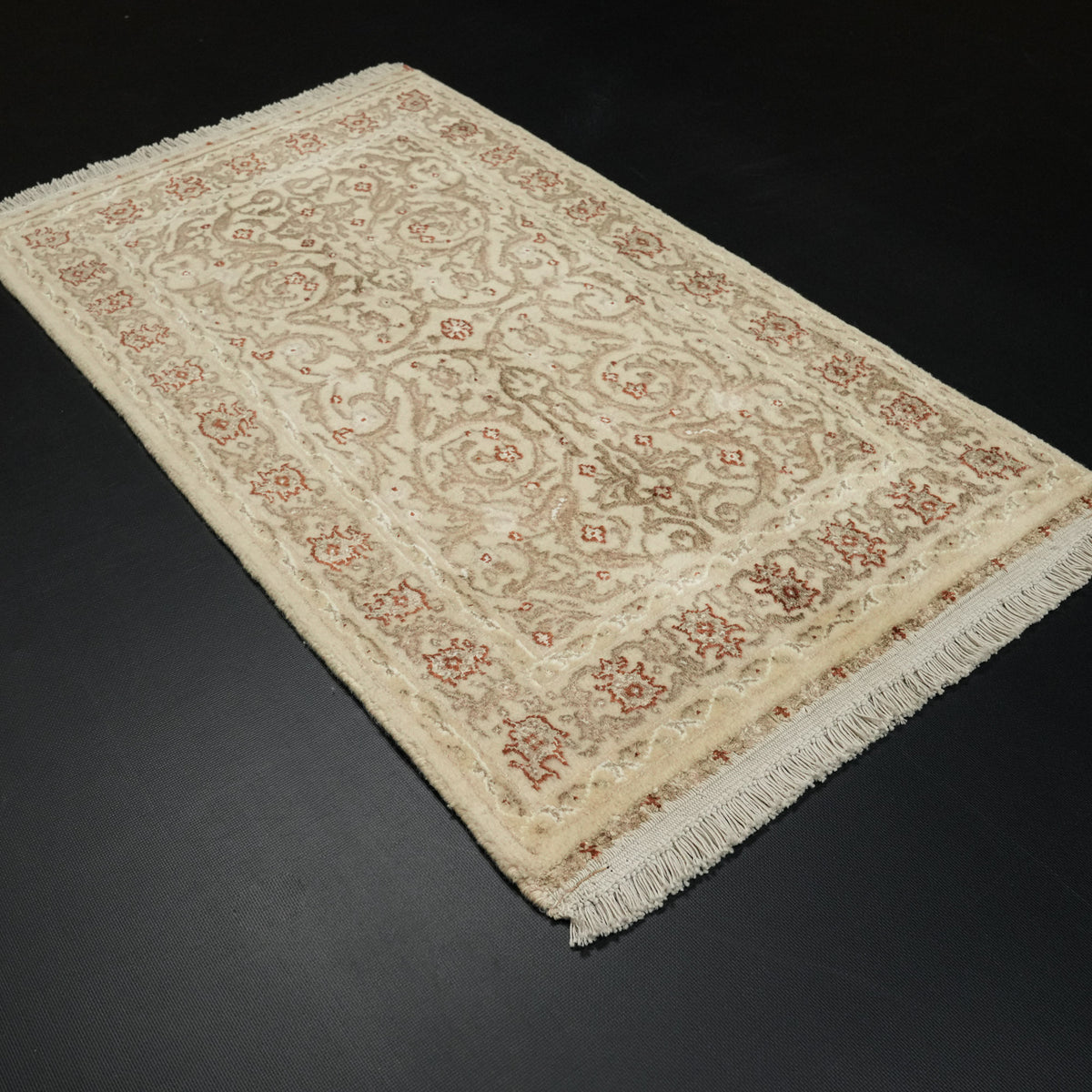Cream Framed Handwoven Wool Rug, Sultanahmet Series, 98x55 cm — Halıcızade