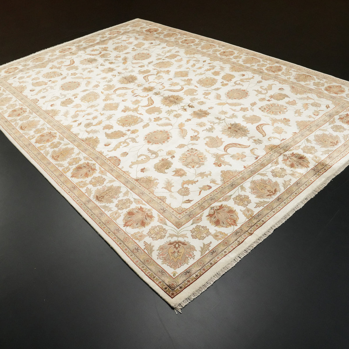 Sultanahmet Serisi El Dokuma Krem Uşak Desenli Halı, 250x356 cm — Halıcızade