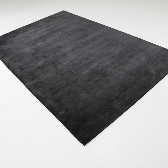 Tezgah Dokuma Sade Desenli %100 Yün Antrasit Halı, 140x200 – 250x350 cm — Halıcızade