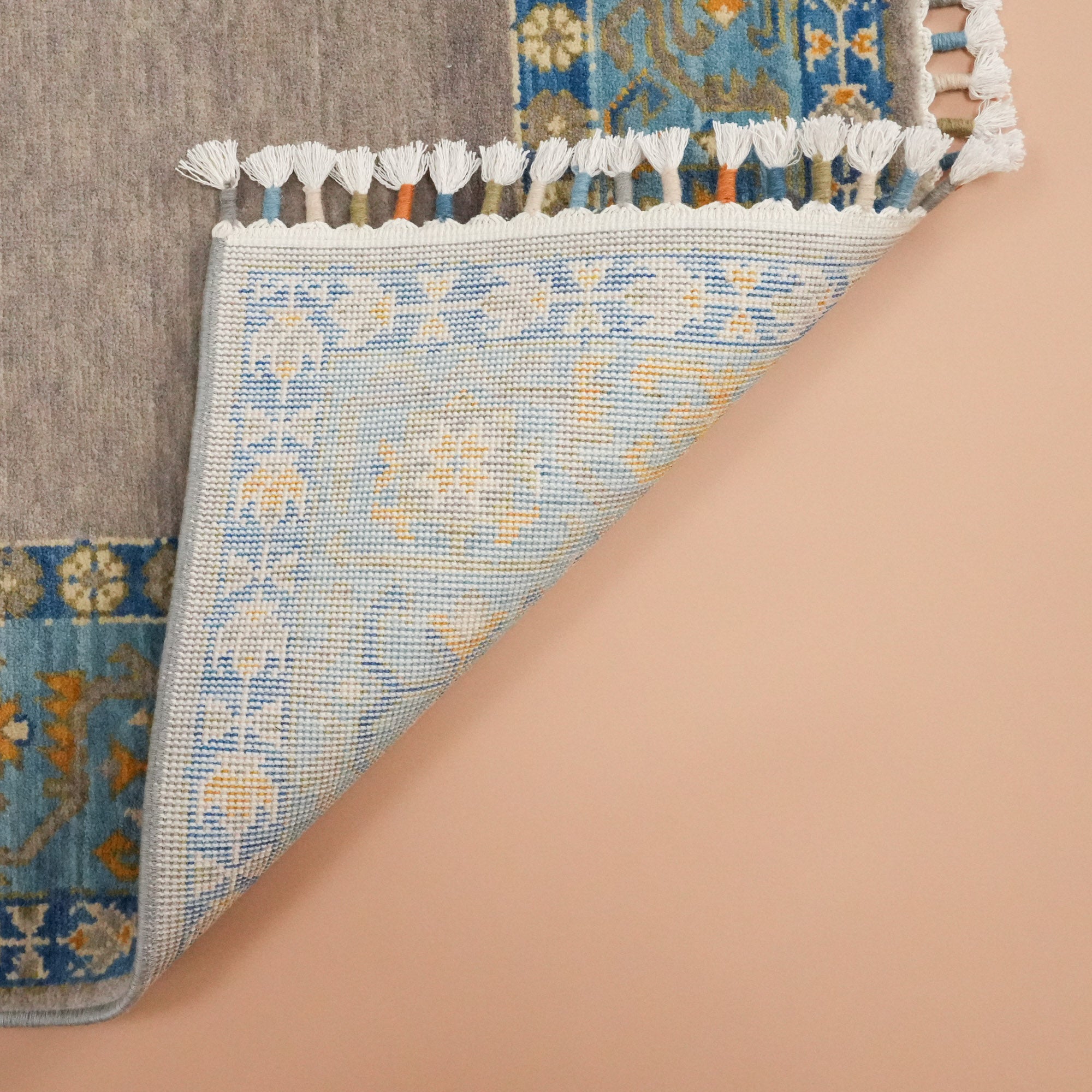 Tezgah Woven Wool Gray Seccade Rug