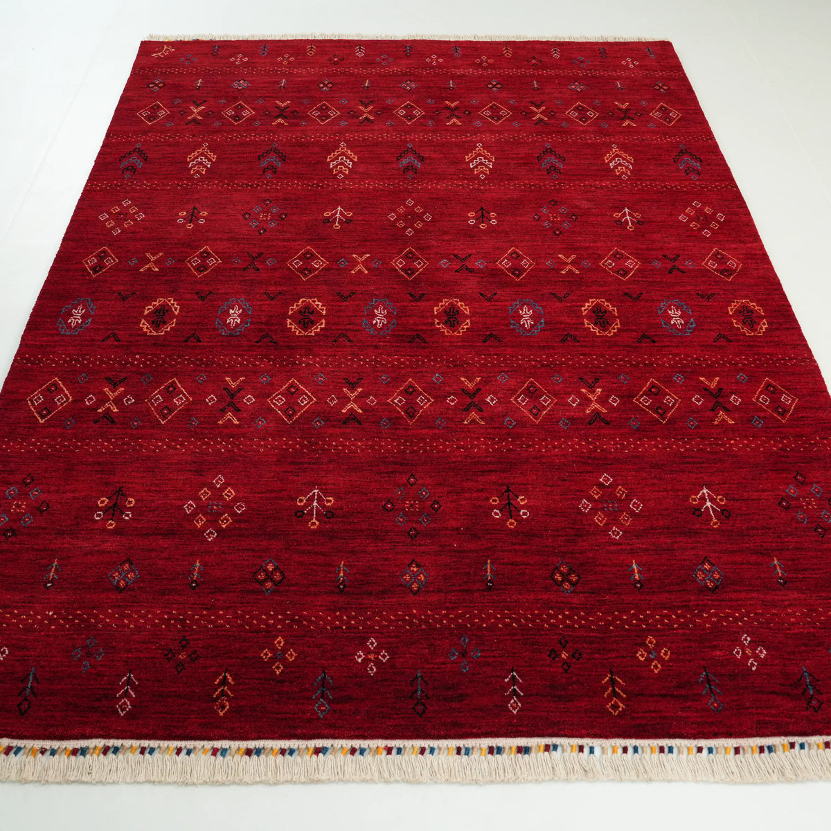 Urkum Serisi Otantik Desenli Kırmızı Yün Tezgah Dokuma Halı — 60x90, 90x150, 120x180, 90x300 cm