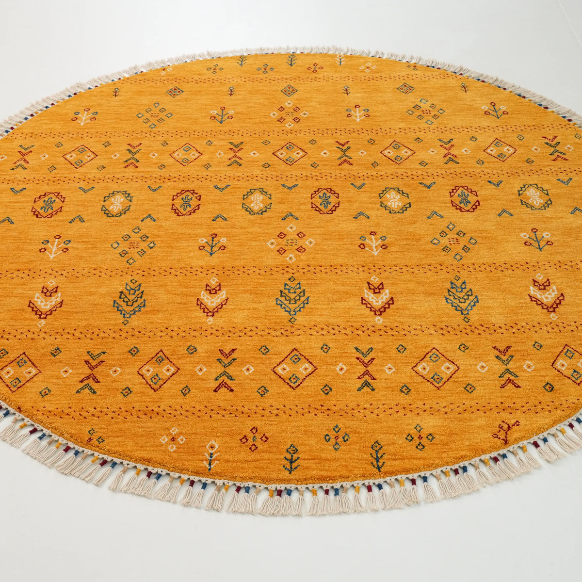 Urkum Serisi Otantik Desenli Sarı Yün Tezgah Dokuma Yuvarlak Halı, 180x180 cm — Halıcızade