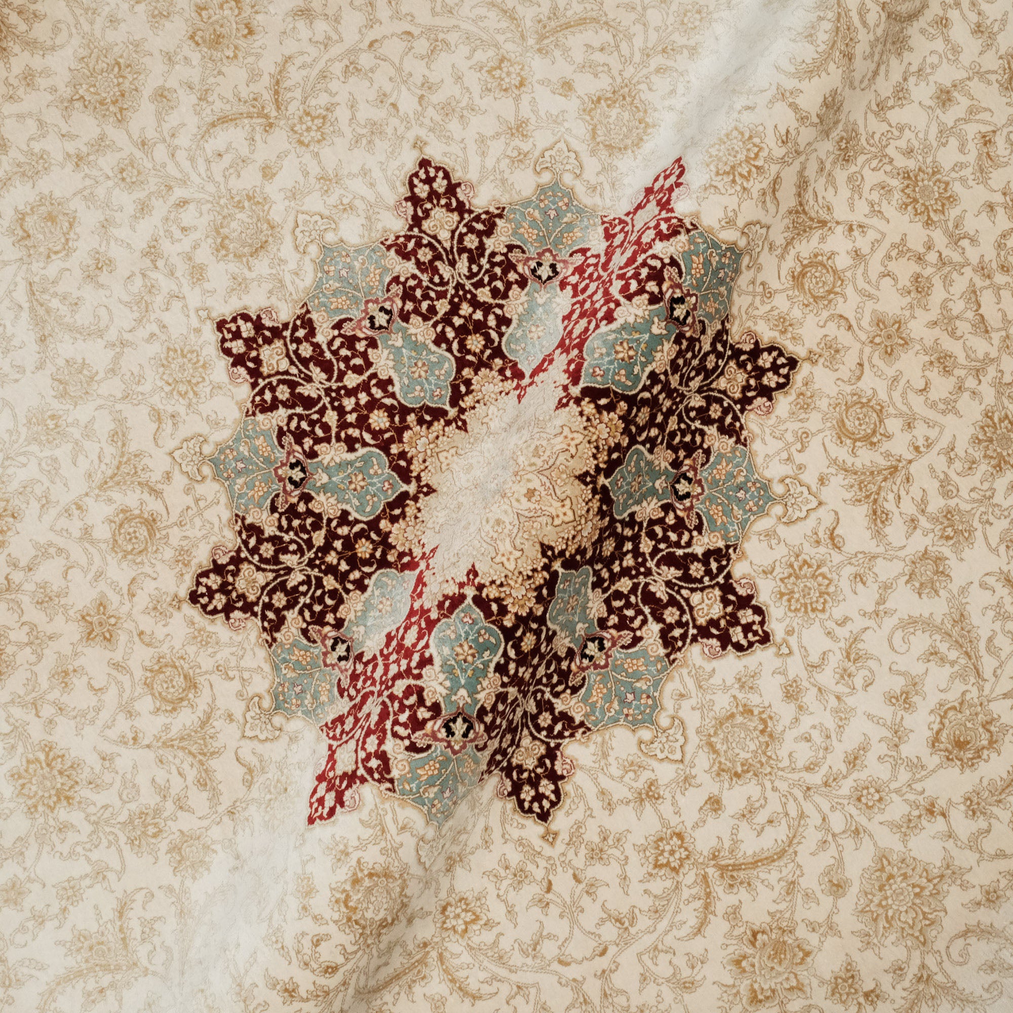Uşak Patterned Hand Woven Cream Silk Carpet