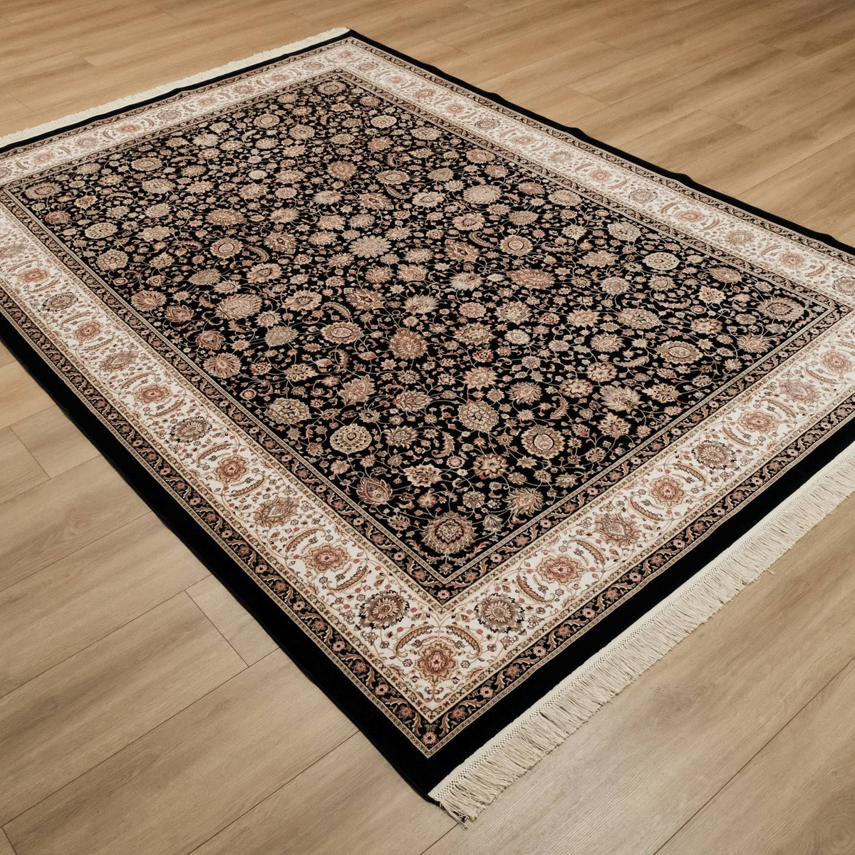 Efsun serisi Uşak desenli makine dokuma klasik halı, siyah, 160x230 cm — Halıcızade