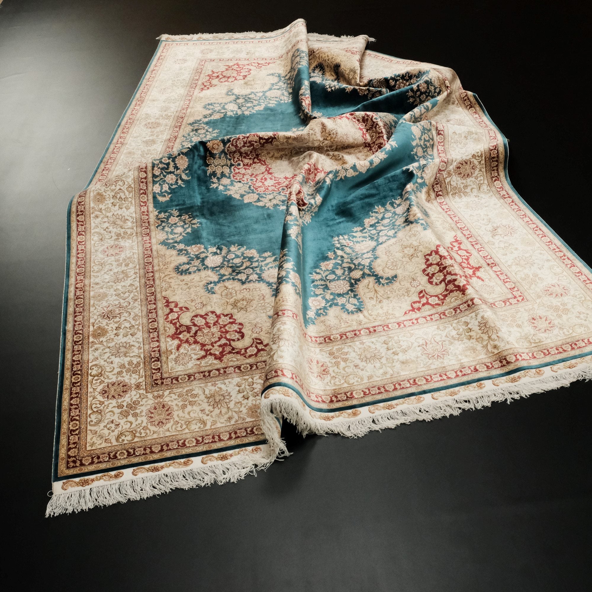 Uşak Medallion Patterned Classic Blue Hand-Woven Silk Classic Carpet