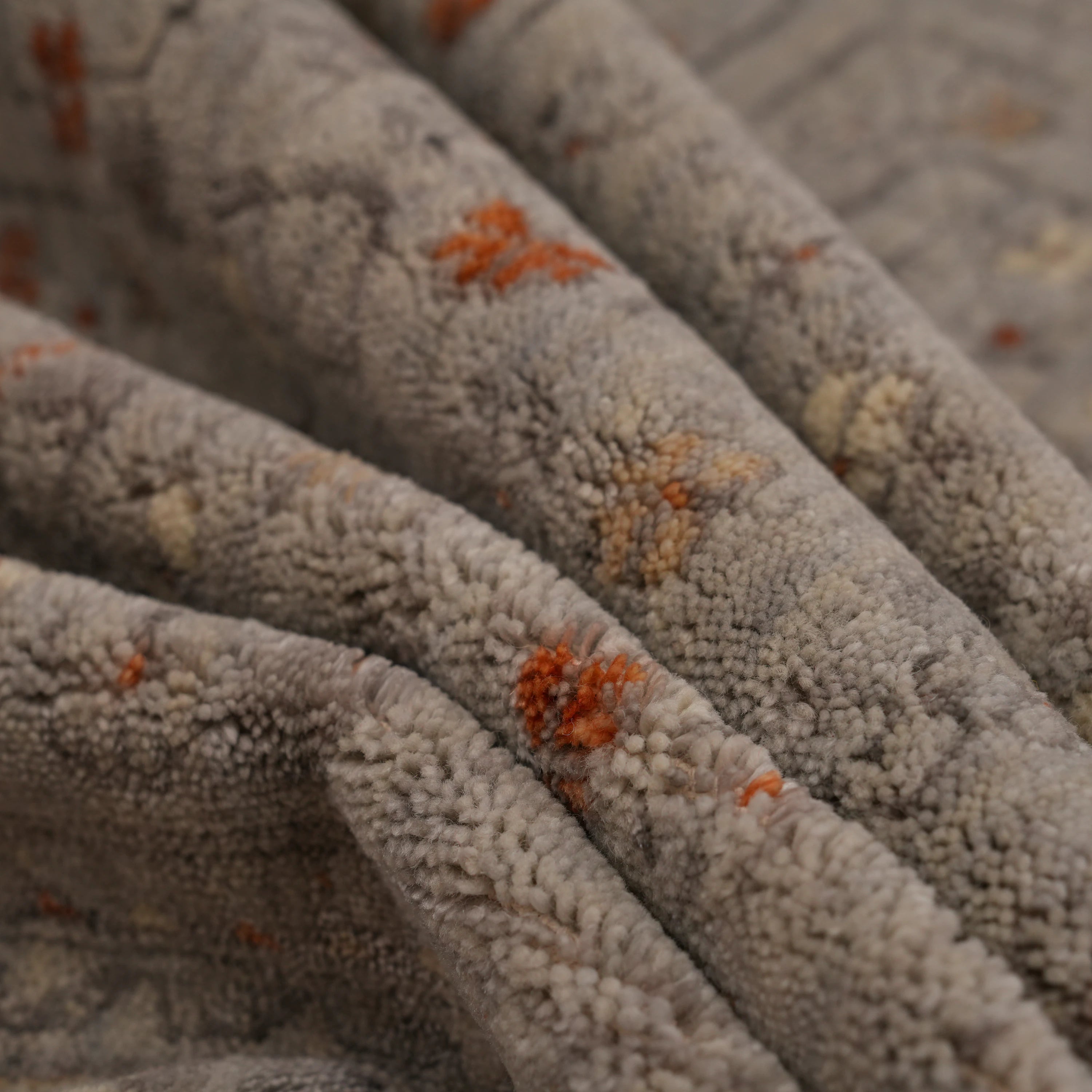 Zade Serisi Afgan Desenli Gri Tezgah Dokuma Doğal Halı