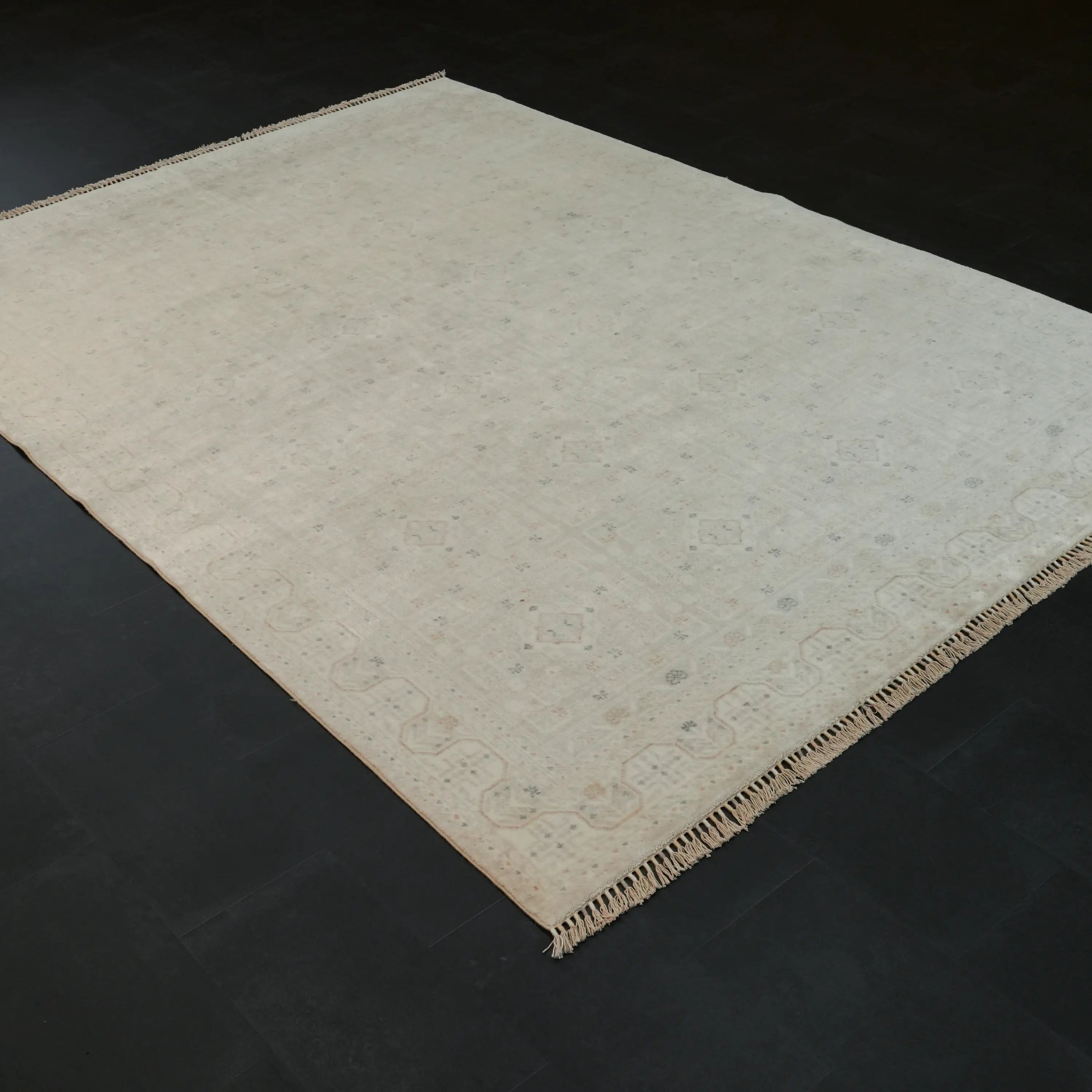 Zade Serisi Afgan Desenli Krem Tencel Tezgah Dokuma Halı