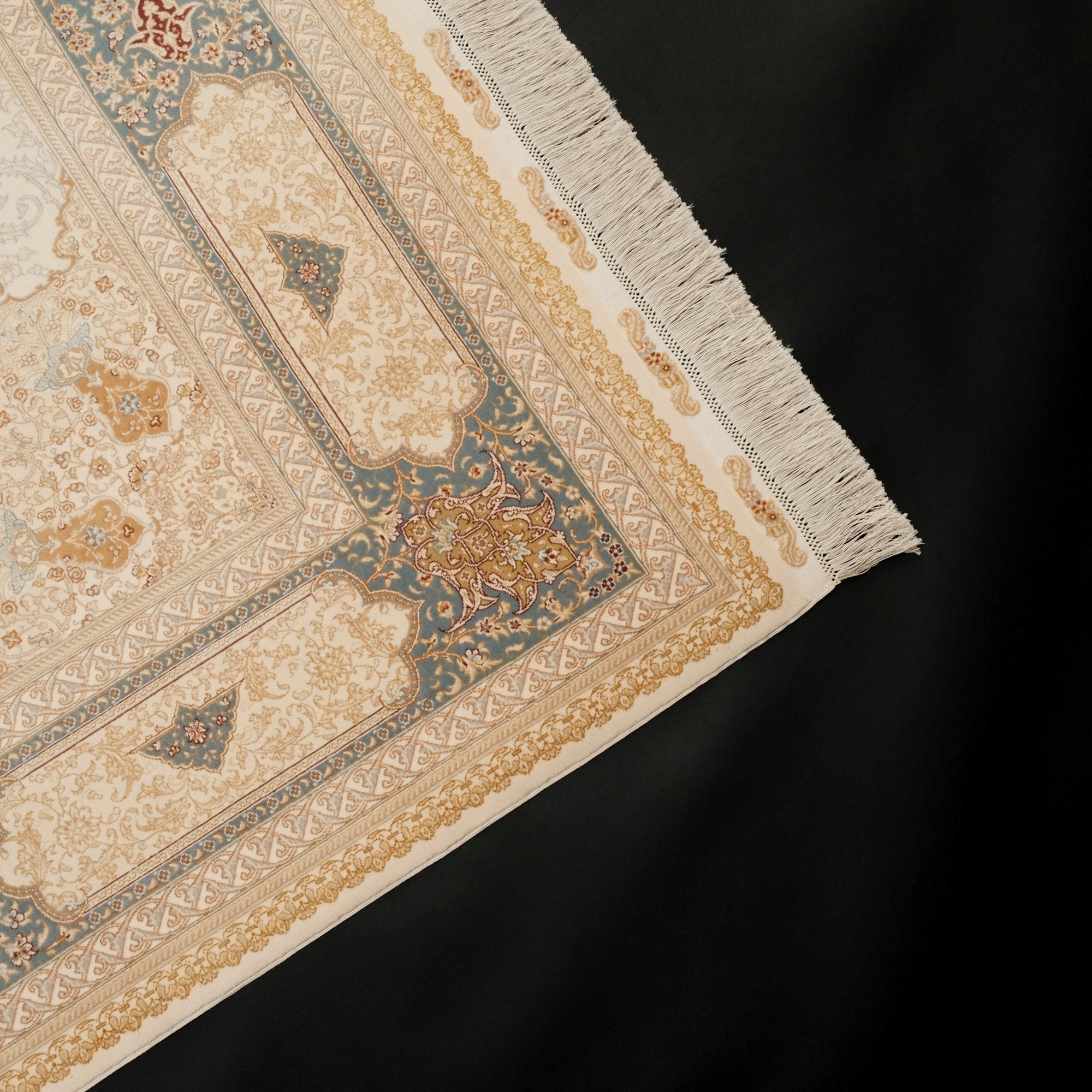 Zâde Series Frame Patterned Cream Hand-Woven Carpet