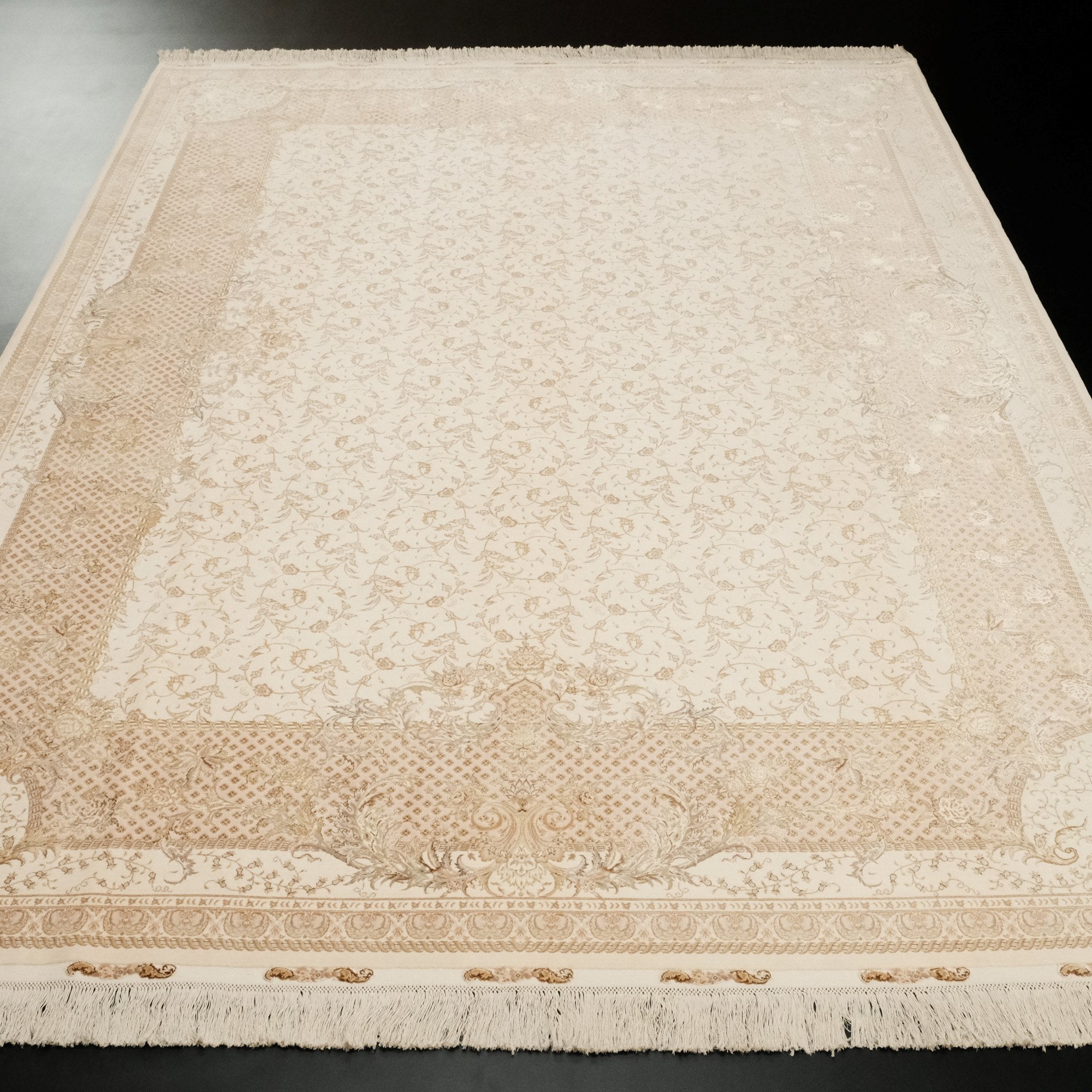 Zâde Series Floral Patterned Silk Hand-Woven Cream Carpet