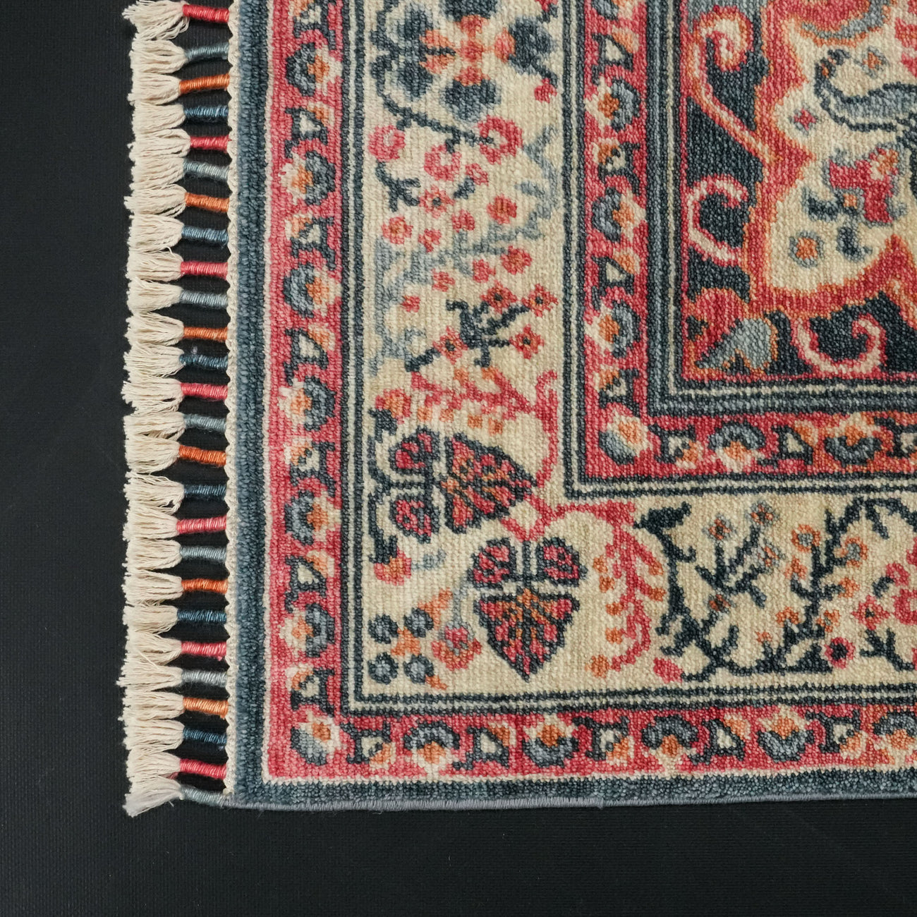 Zade Serisi Çiçek Desenli Rengarenk Tezgah Dokuma Halı — tencel