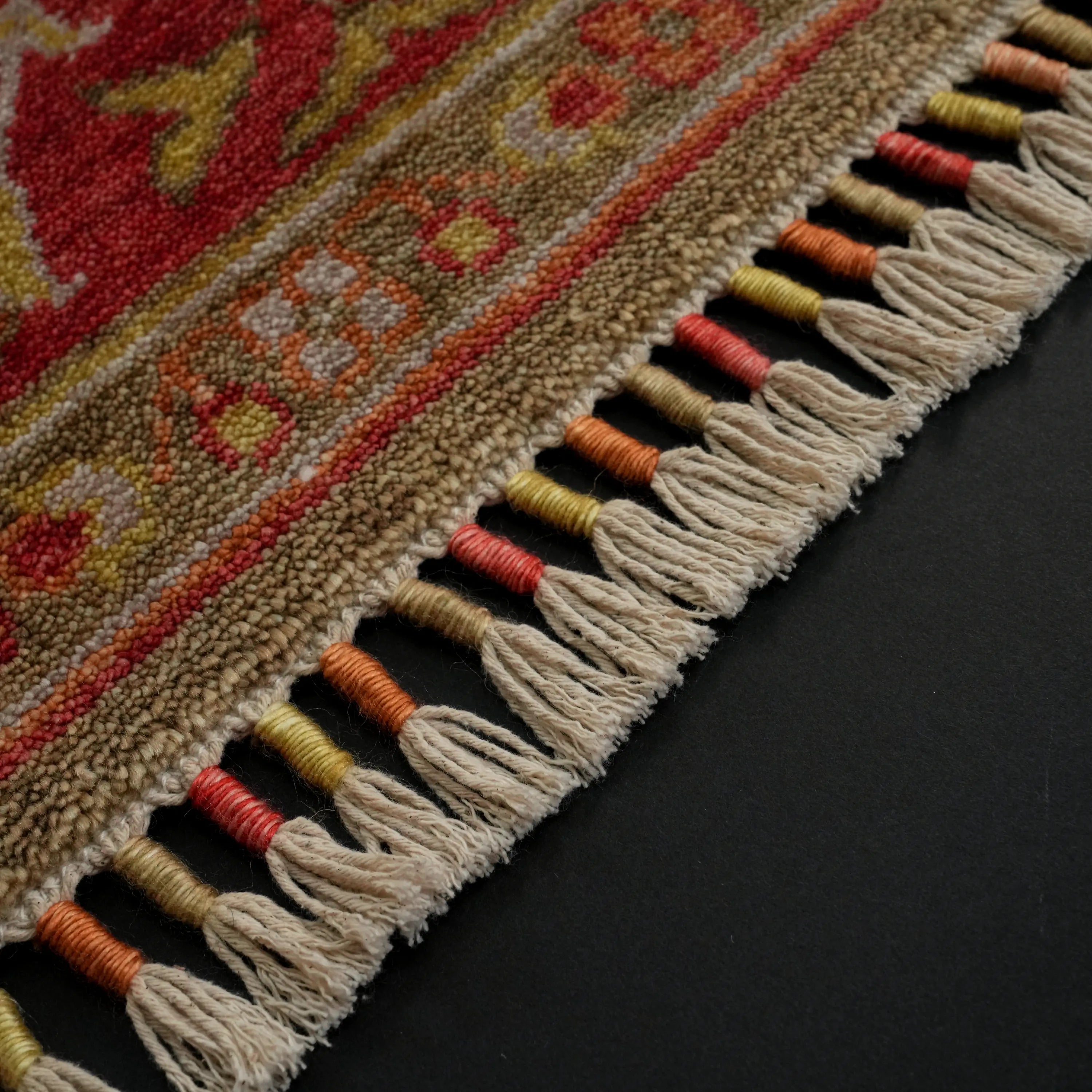 Zade Serisi Memlük Desenli Kırmızı Yeşil Tezgah Dokuma Doğal Halı