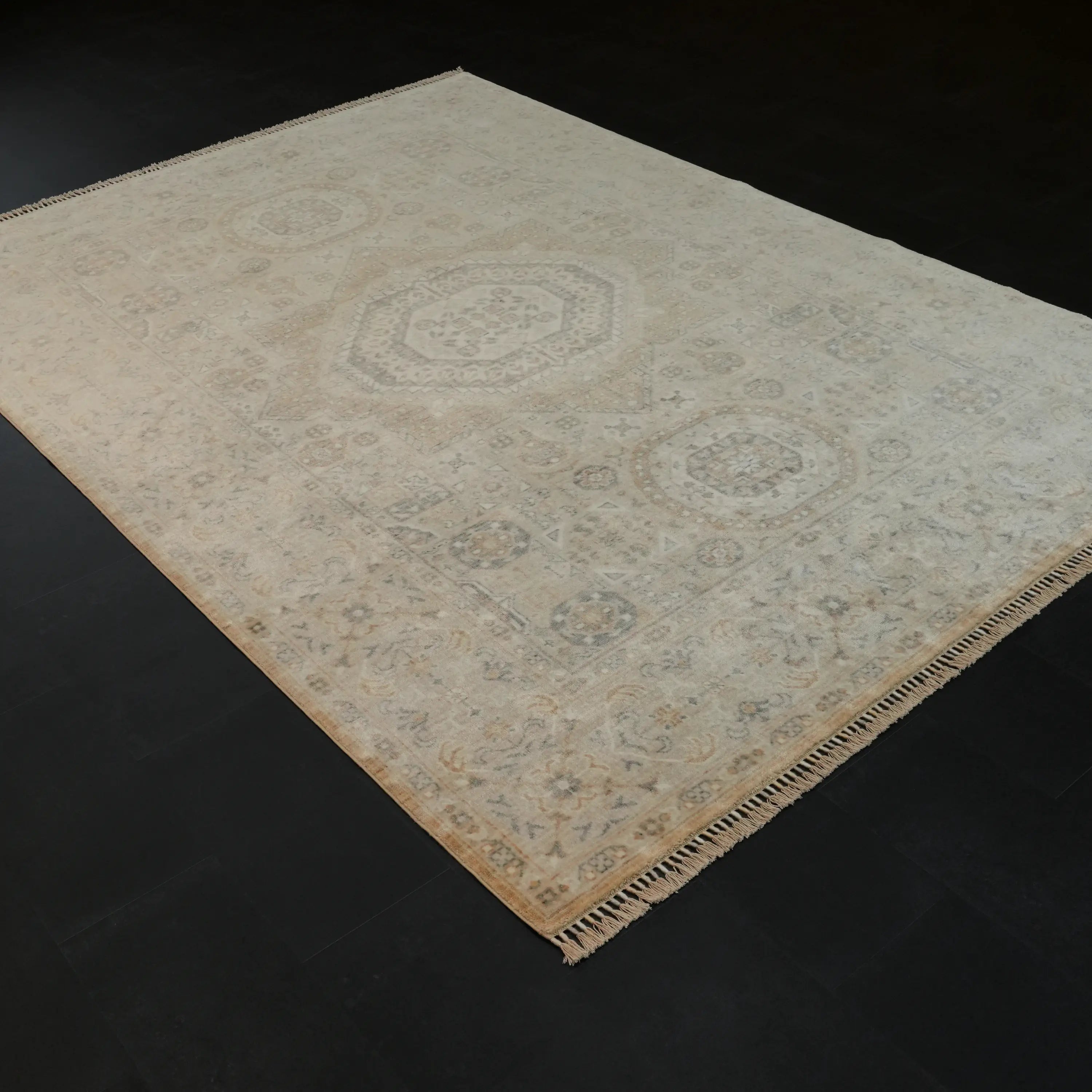 Zade Serisi Memlük Desenli Krem Tencel Tezgah Dokuma Halı