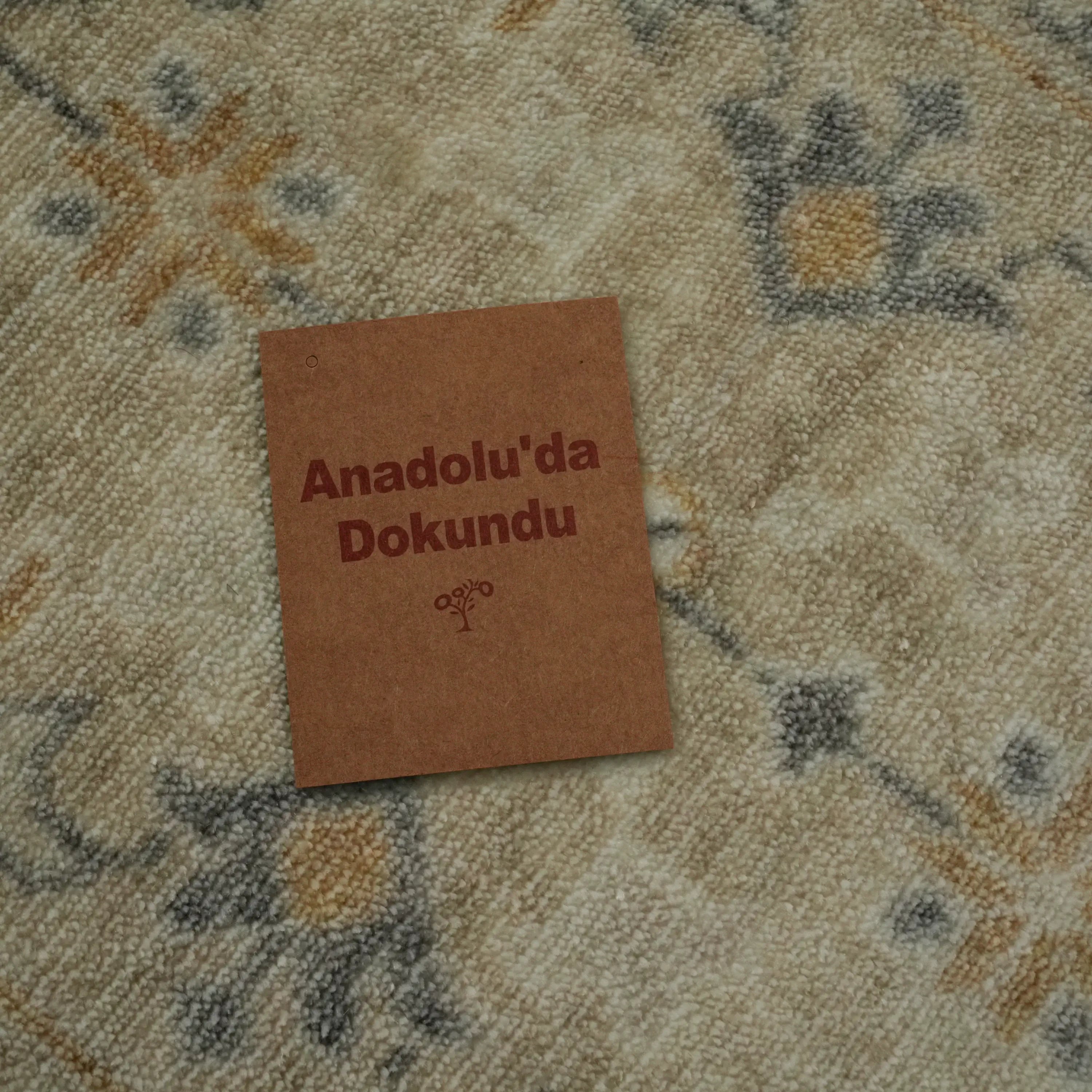 Zade Serisi Memlük Desenli Krem Tencel Tezgah Dokuma Halı