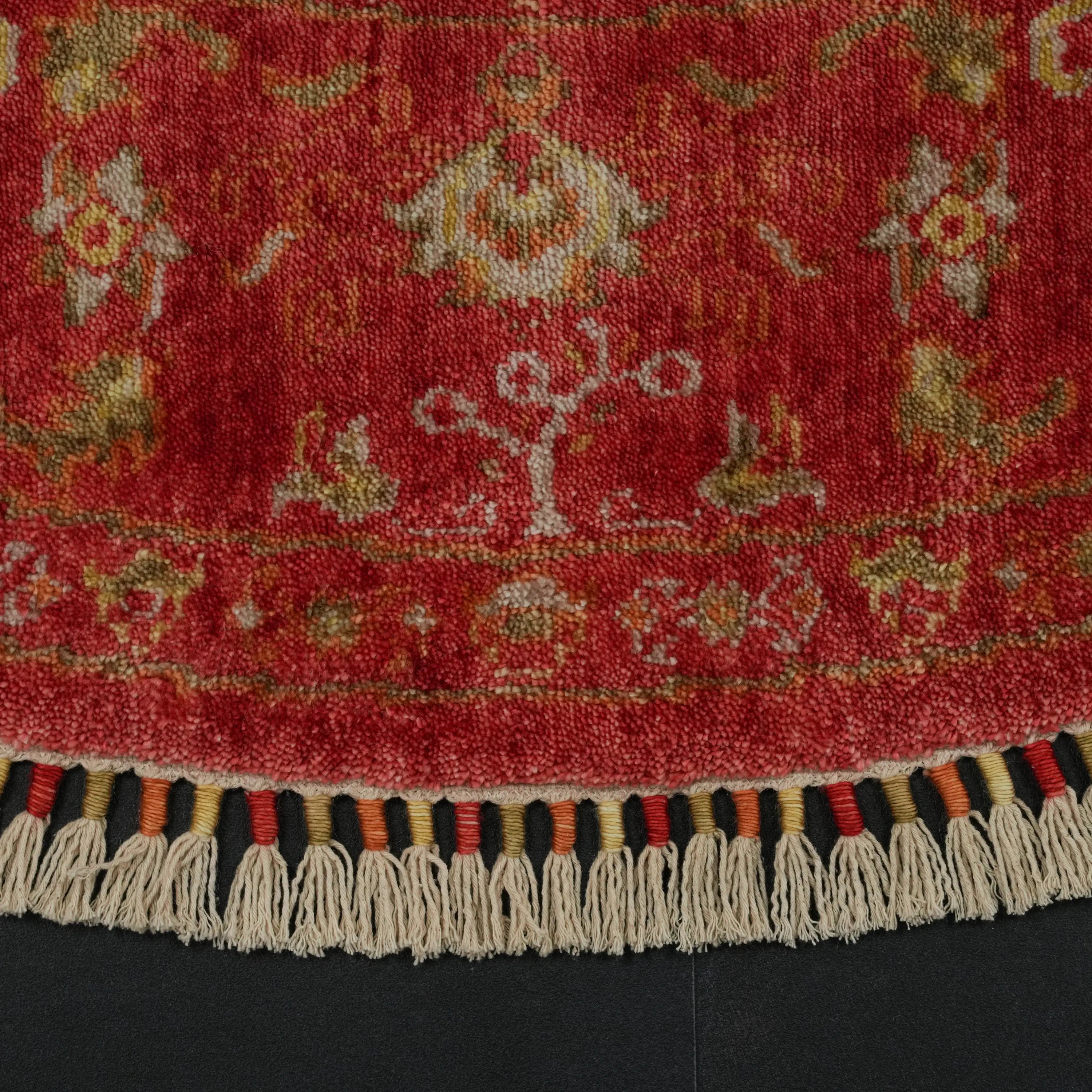 Zade Serisi Uşak Desenli Kırmızı Tencel Tezgah Dokuma Doğal Halı