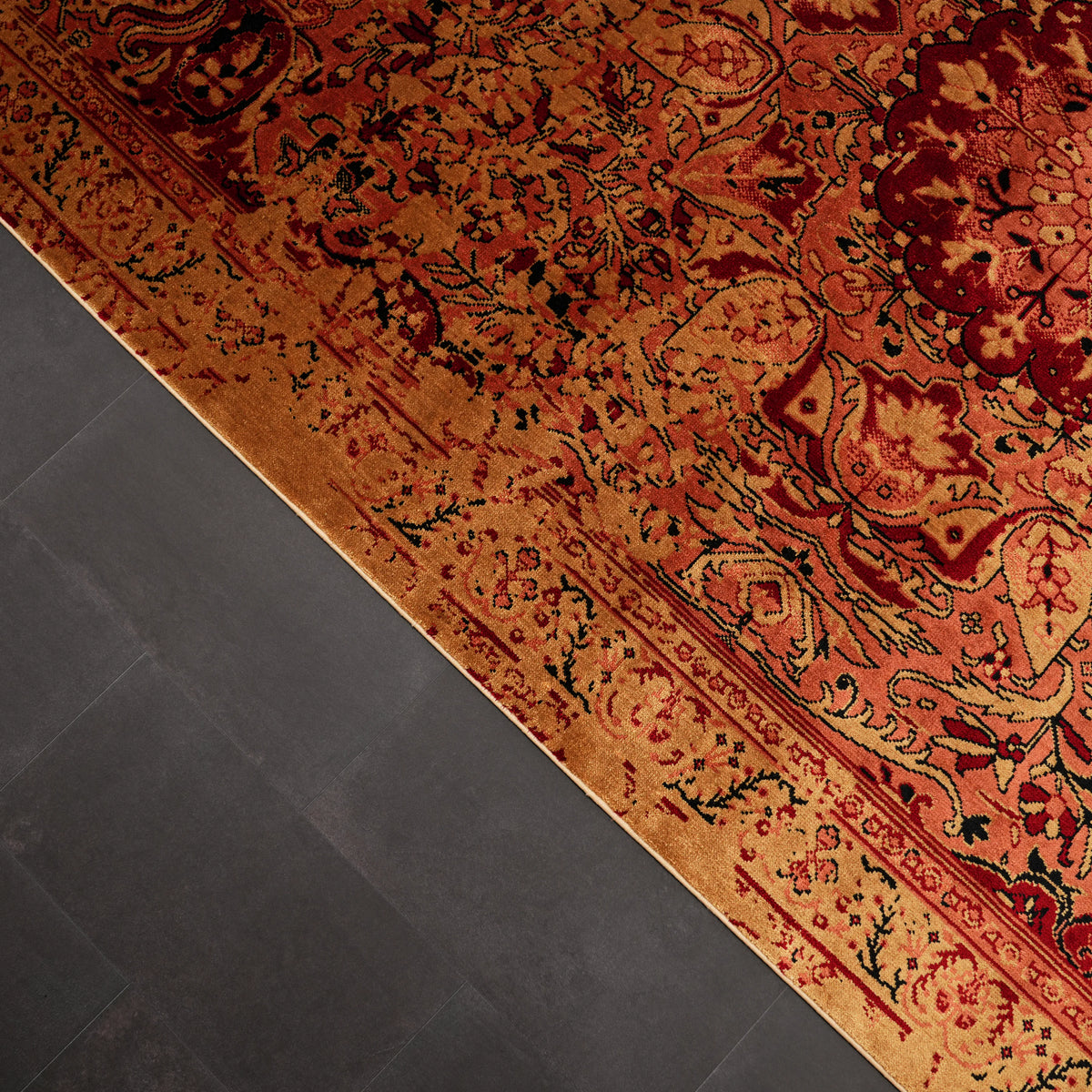 Zade Series medallion rug — diagonal frame, border and plant-motif field