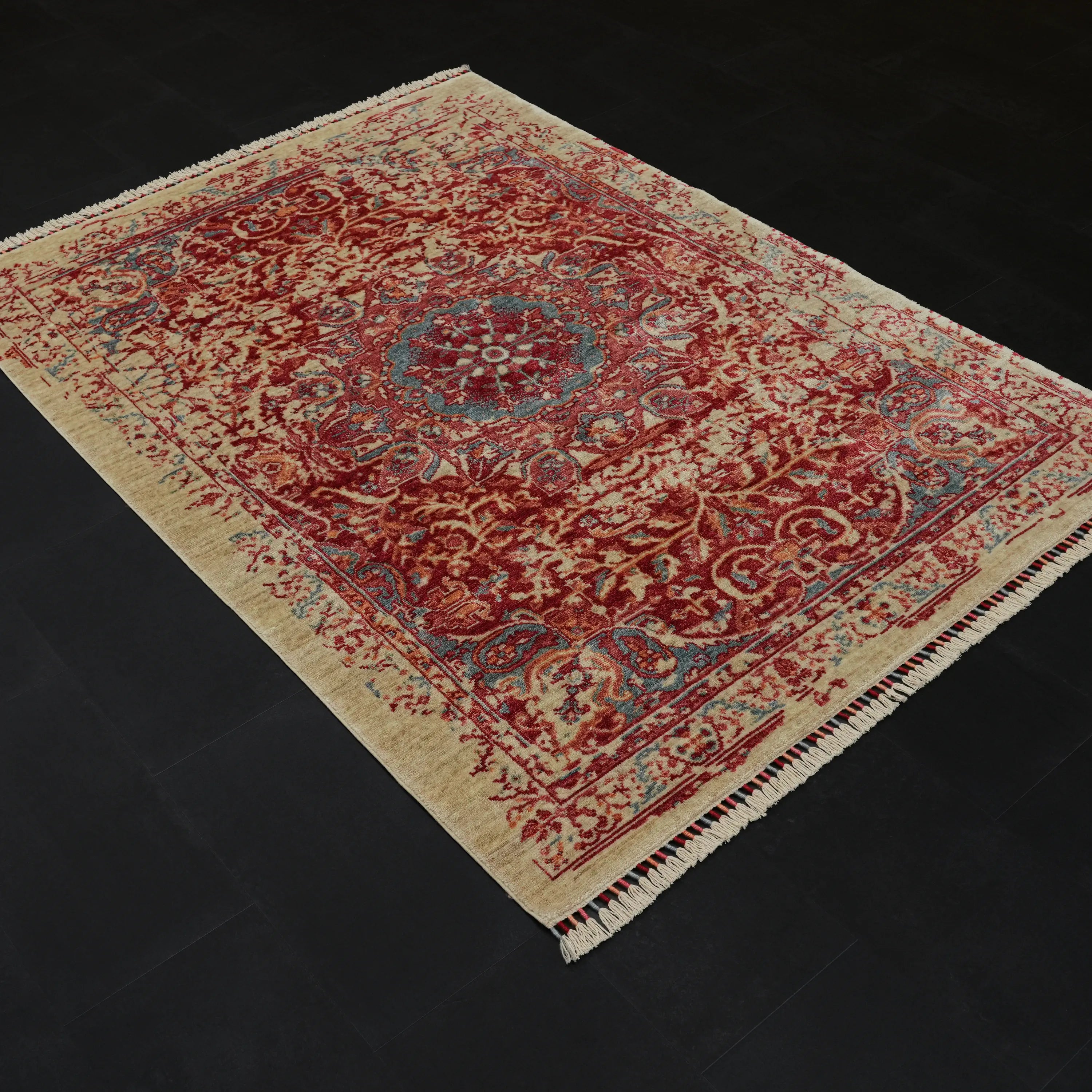 Zade Serisi Vintage Desenli Kırmızı Tencel Tezgah Dokuma Halı