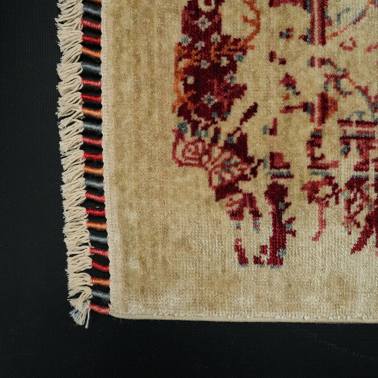 Zade Serisi Vintage Desenli Krem Tezgah Dokuma Doğal Halı — tencel
