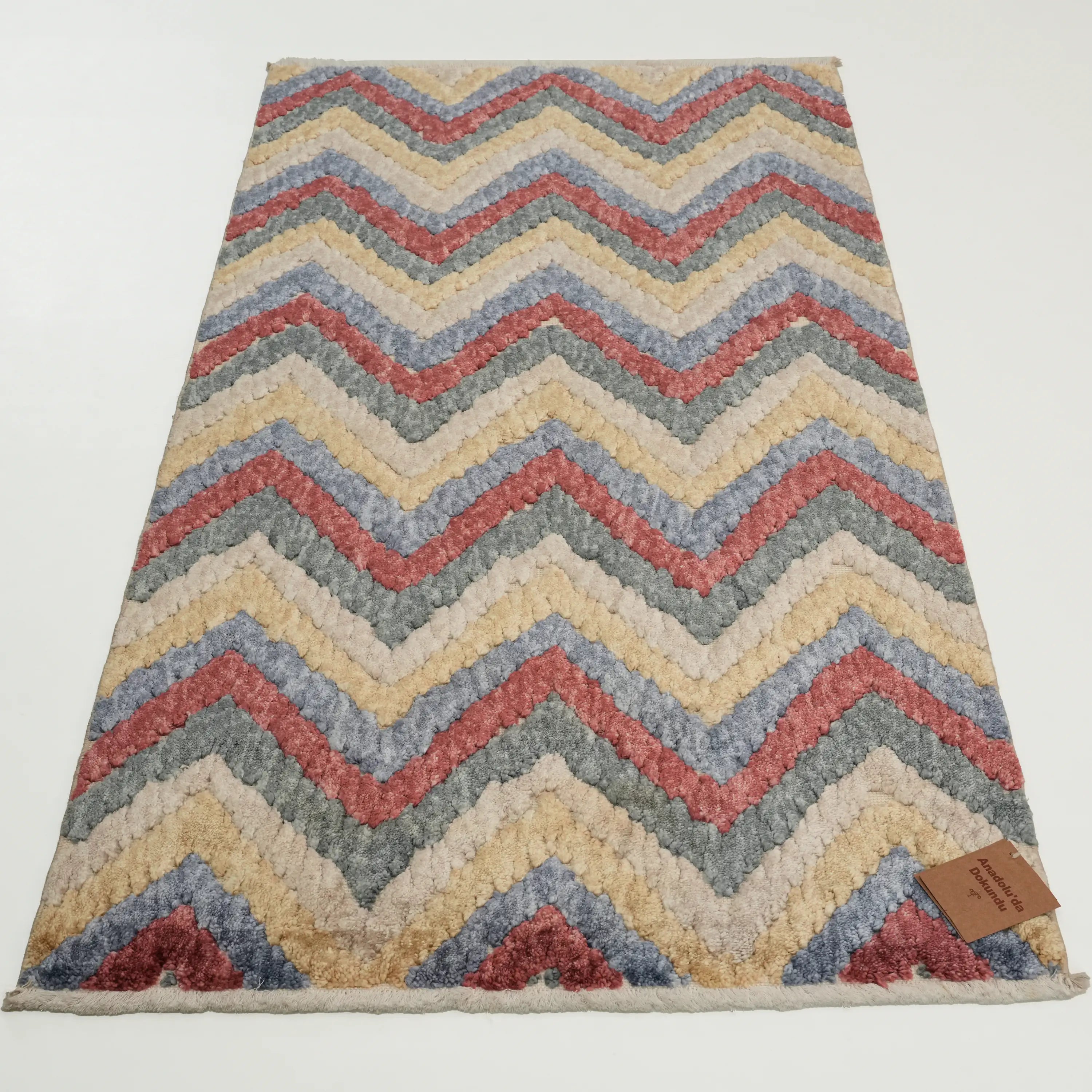 Zara Serisi Geometrik Desenli Rengarenk Tencel Tezgah Dokuma Halı