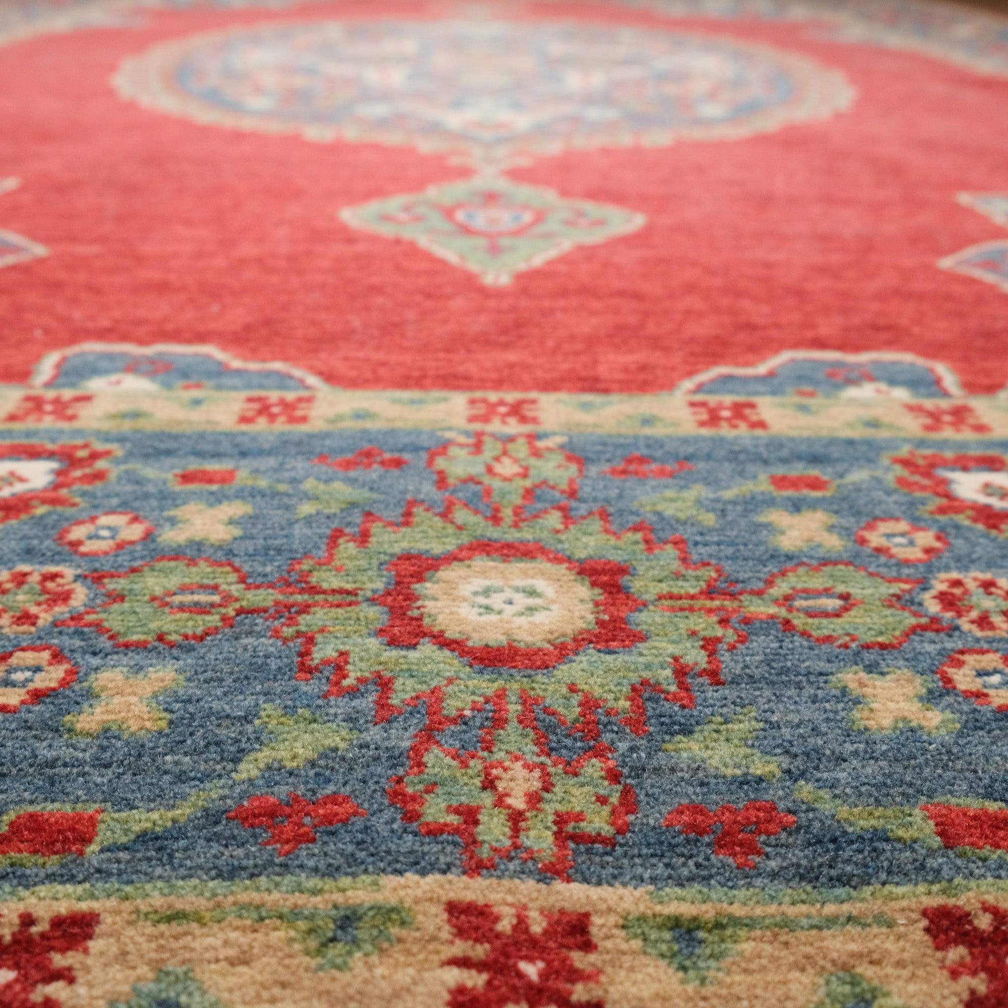 Zara Oushak Design Machine Woven Carpet