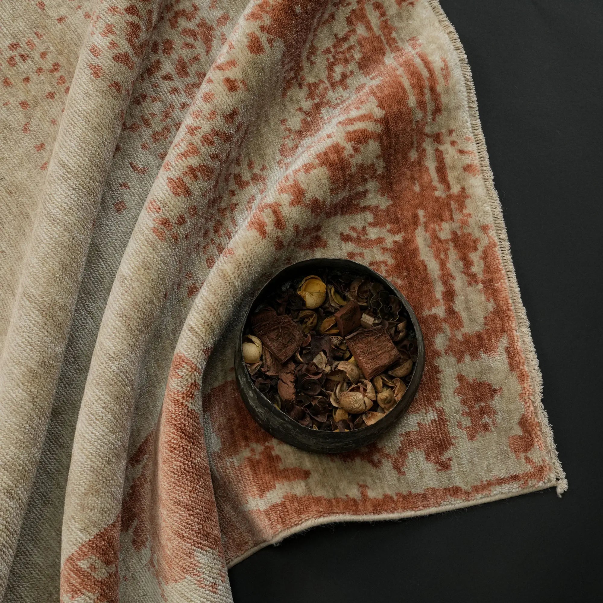 Zima Series Abstract Patterned Beige Tencel Loom Woven Rug