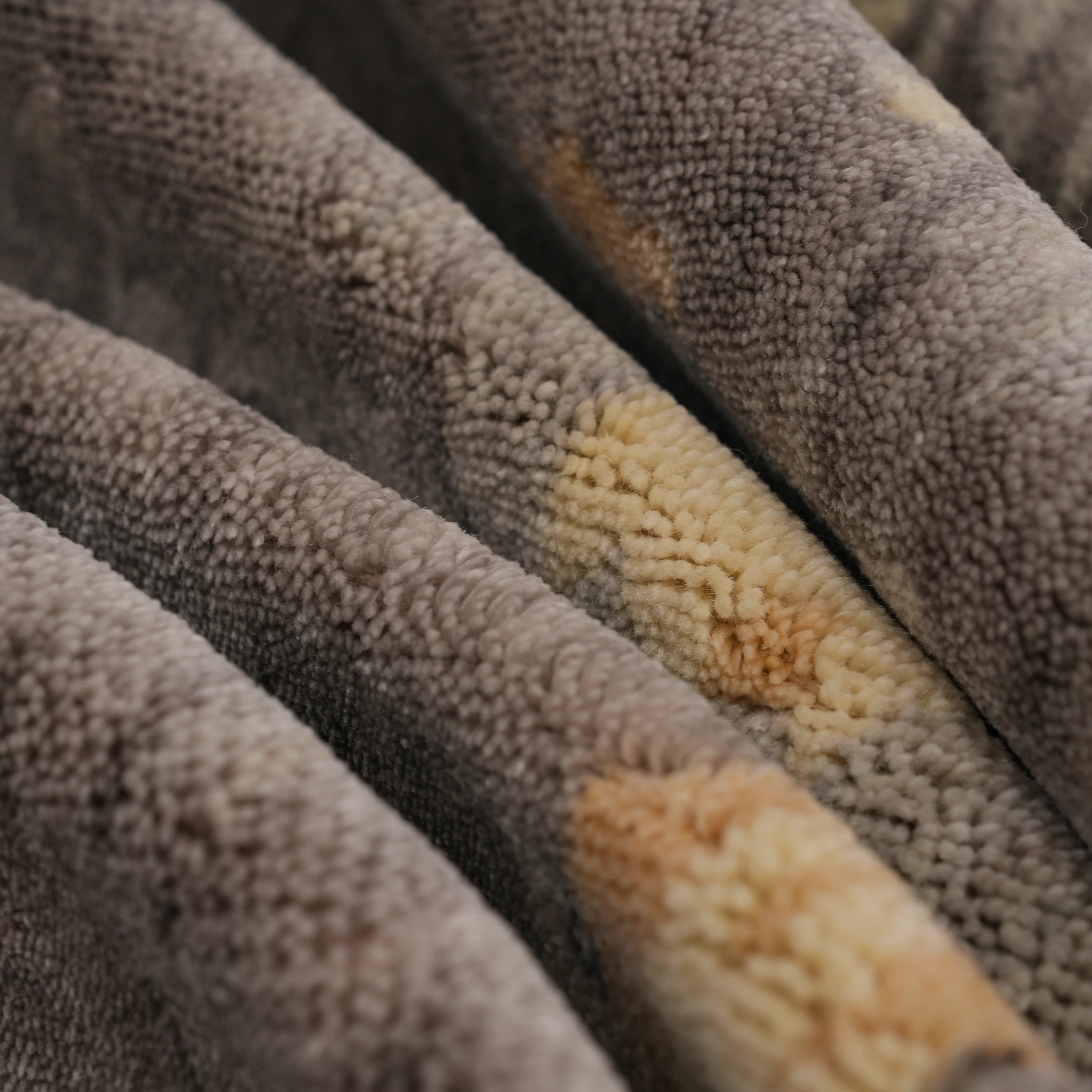 Zima Series Abstract Patterned Gray Natural Tencel Loom-Woven Rug