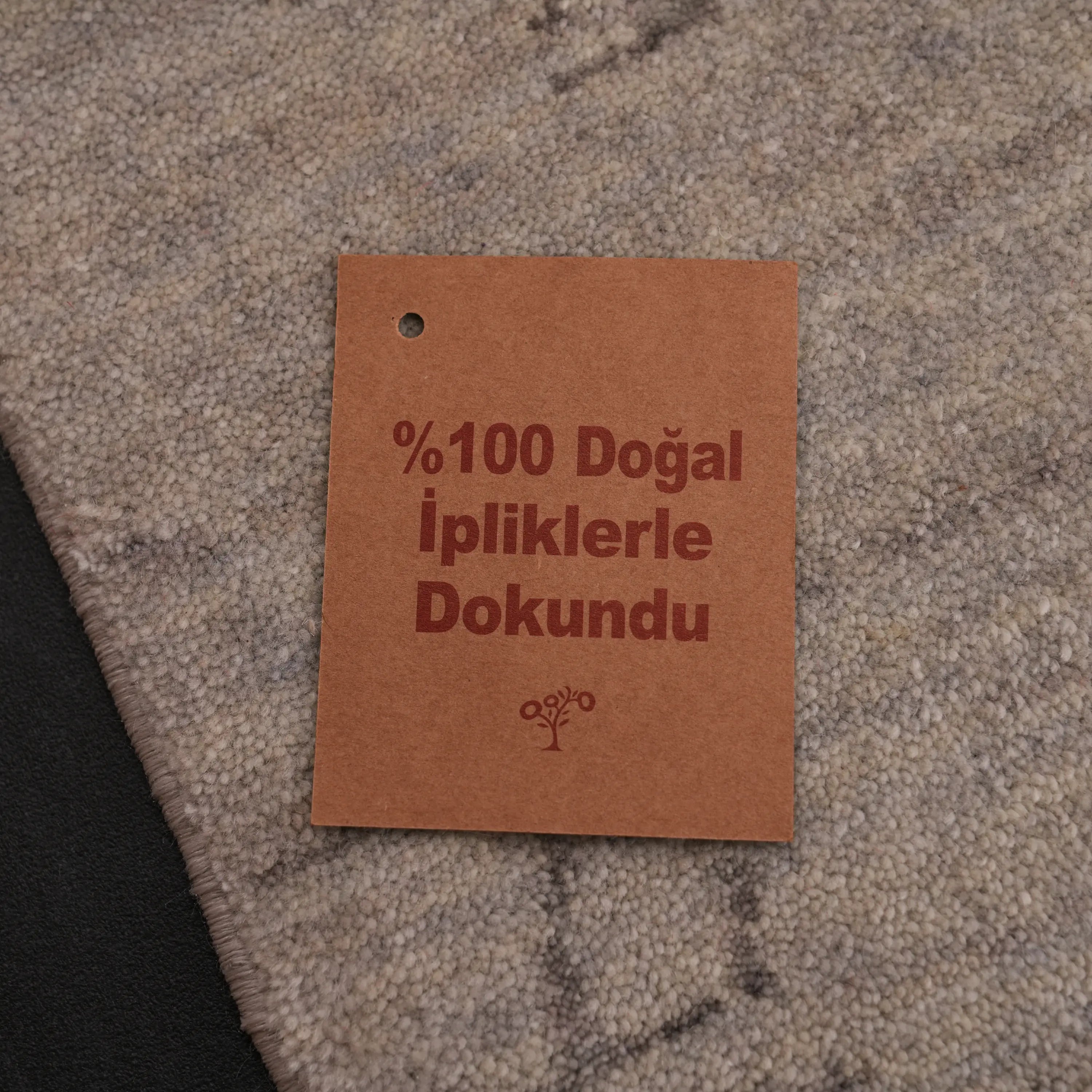 Zima Serisi Soyut Desenli Gri Tezgah Dokuma Doğal Halı