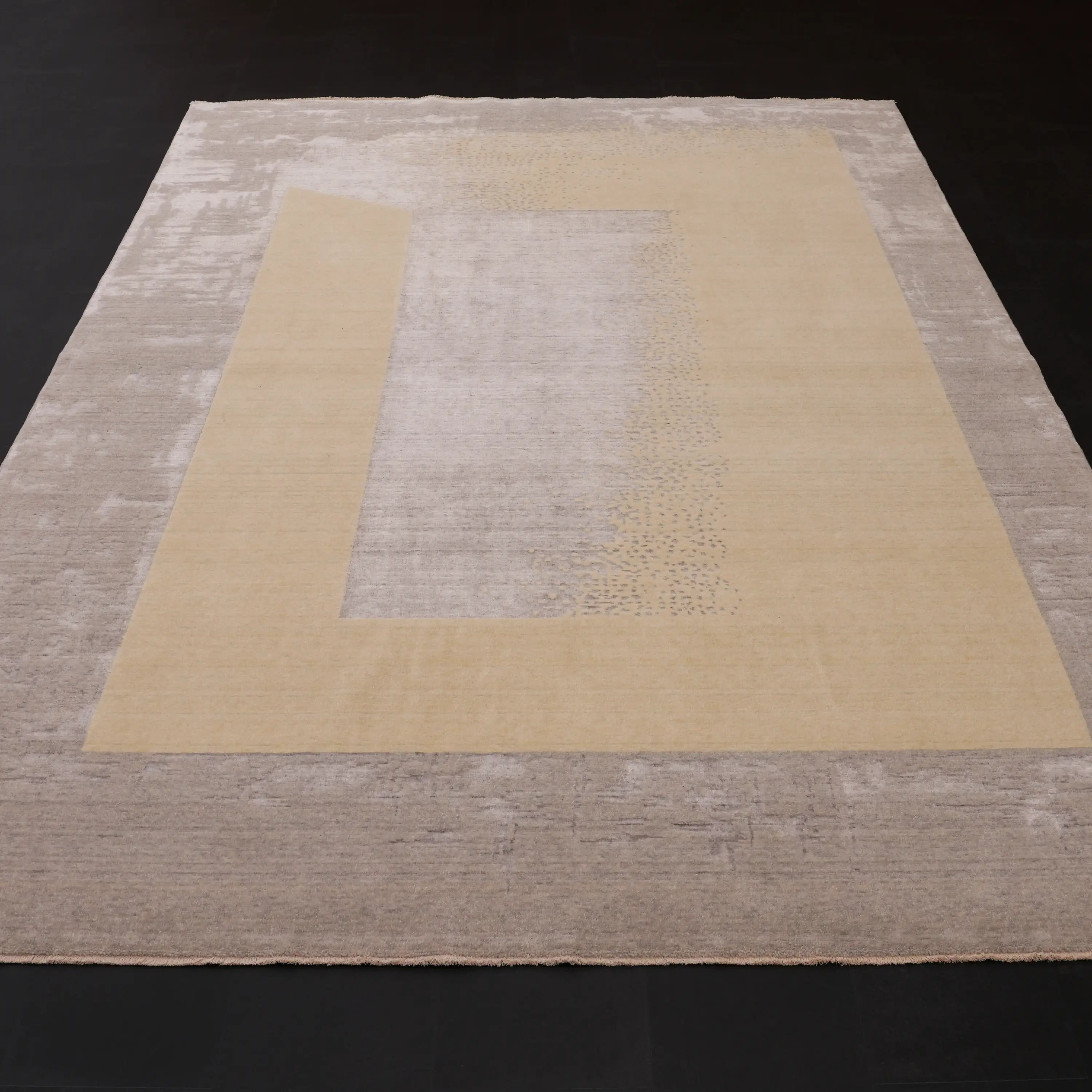 Zima Series Abstract Patterned Gray Loom-Woven Natural Rug