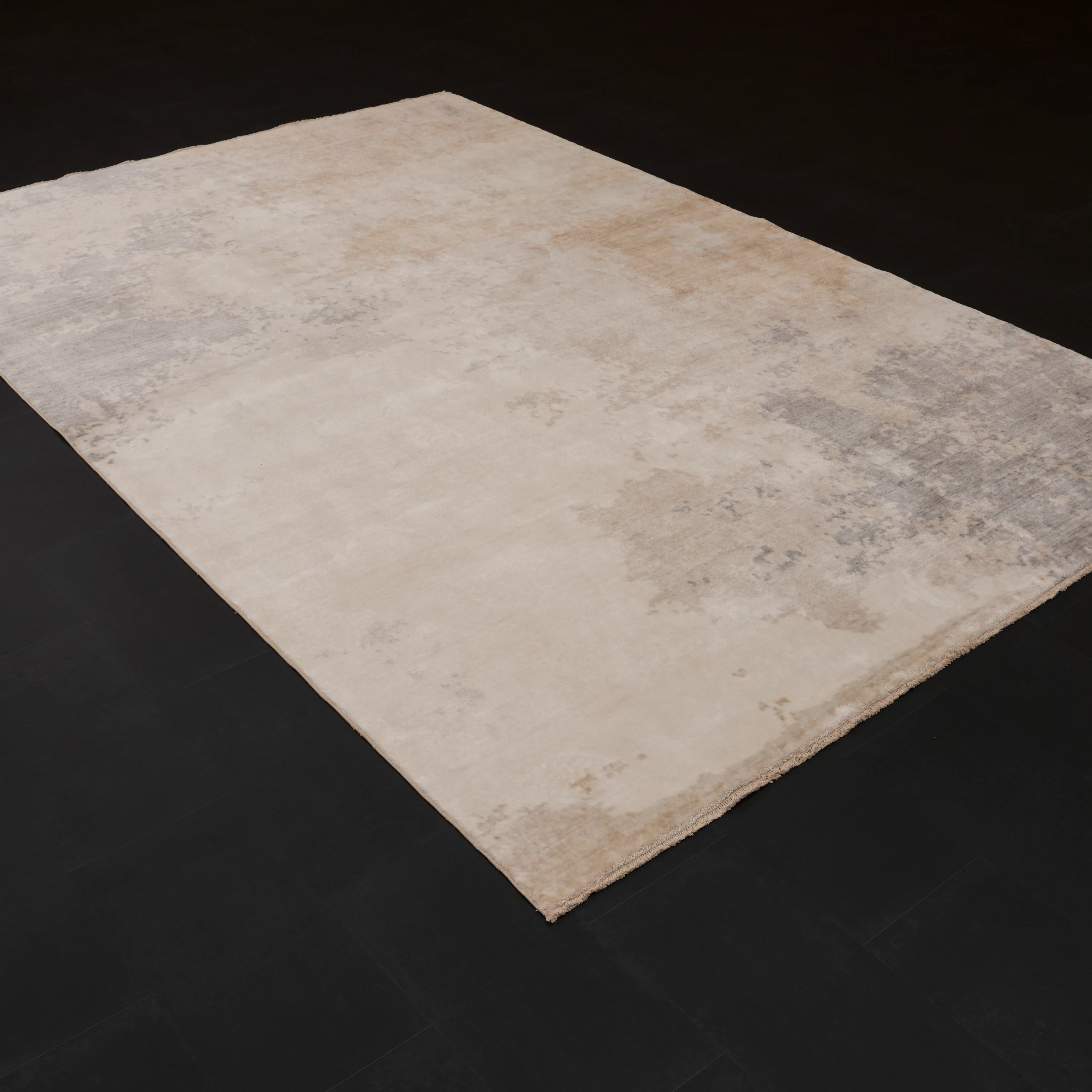 Zima Series Abstract Patterned Cream Loom-Woven Natural Rug