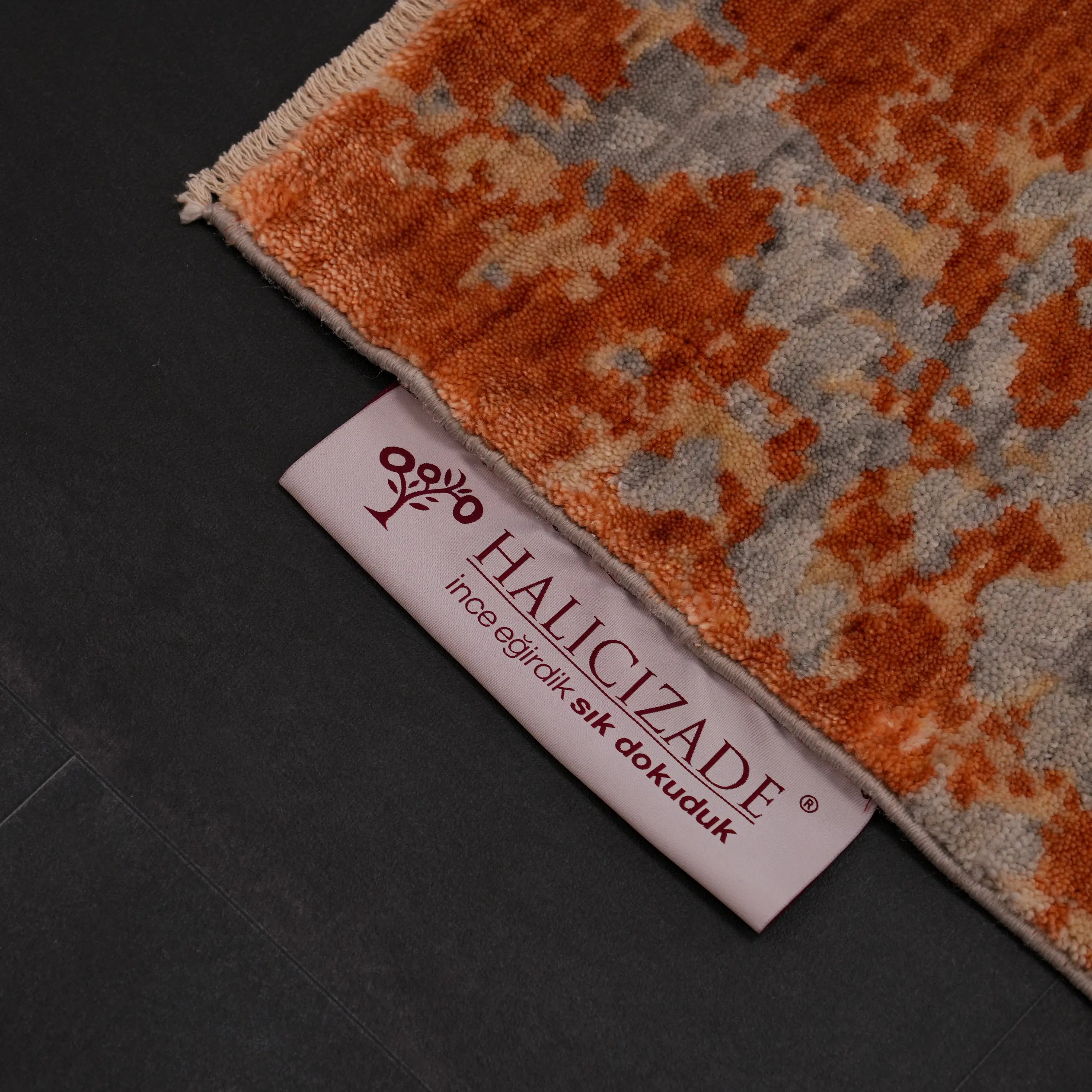 Zima Serisi Soyut Desenli Terra Tezgah Dokuma Doğal Halı