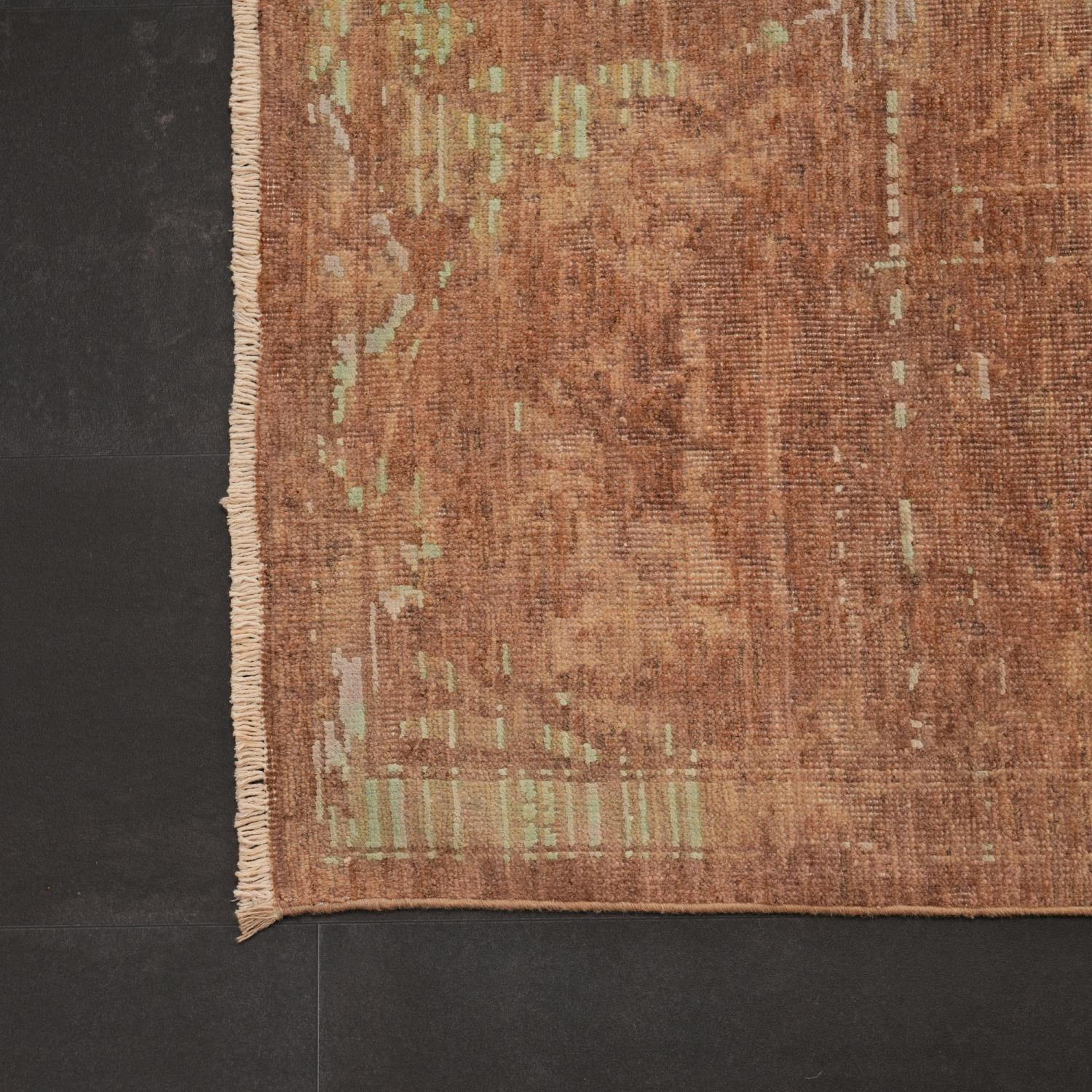 Ayan Series Handwoven Vintage-Patterned Brown Silk Rug