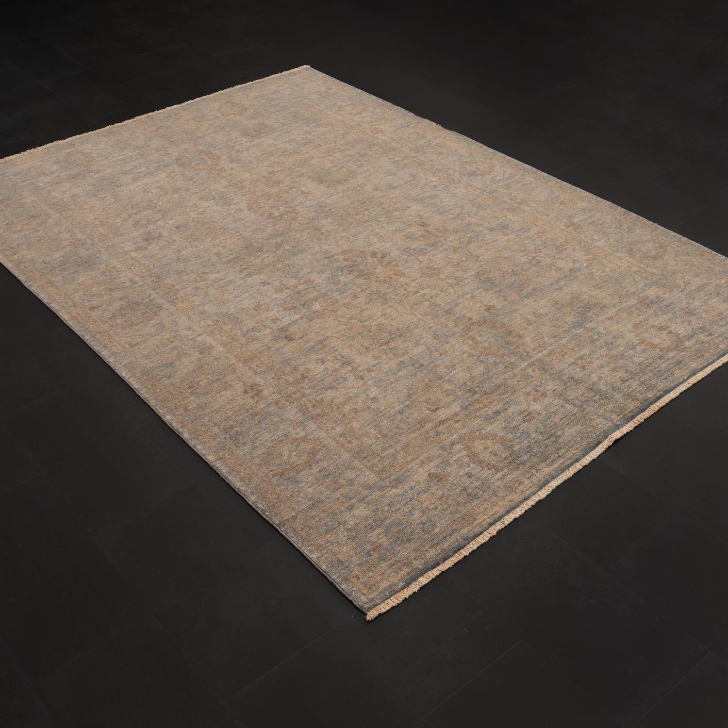 Ayan Series Handwoven Vintage Gray Wool Rug